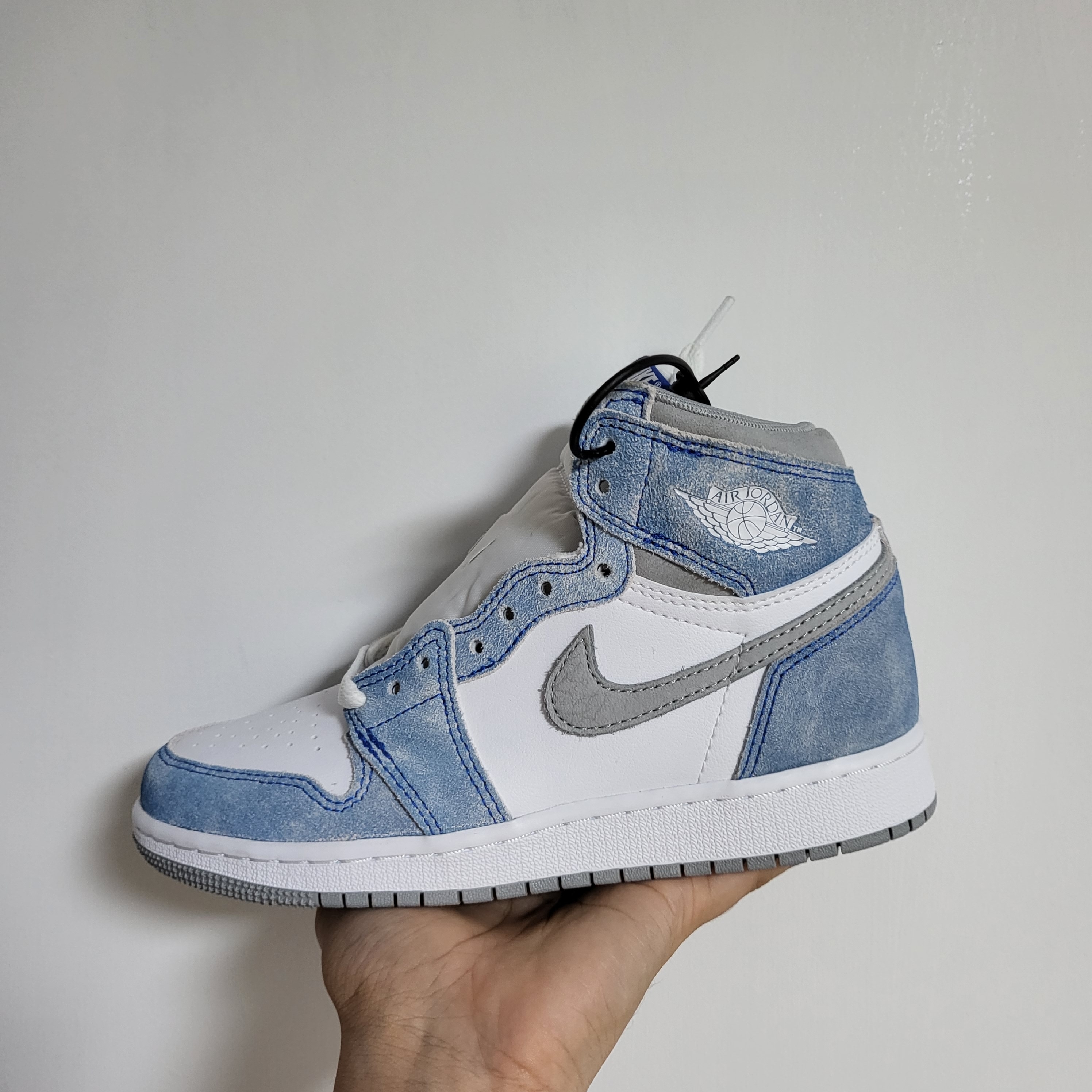 Jordan 1 Retro High OG Hyper Royal, (GS) Jordan 1 Retro High OG Hyper Royal 착용 스타일