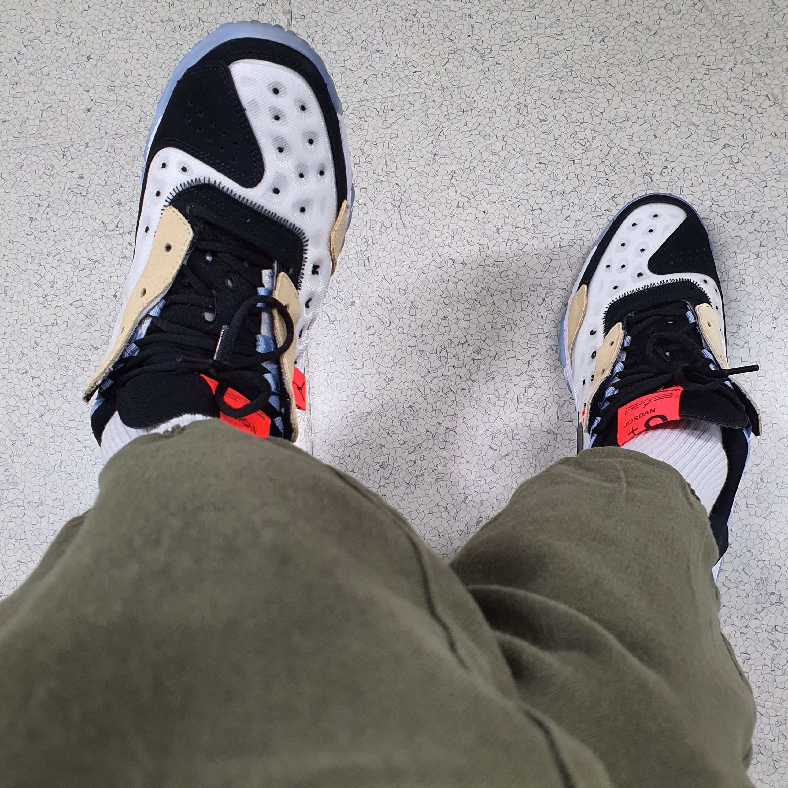 Jordan Delta 2 Thermo White 착용 스타일