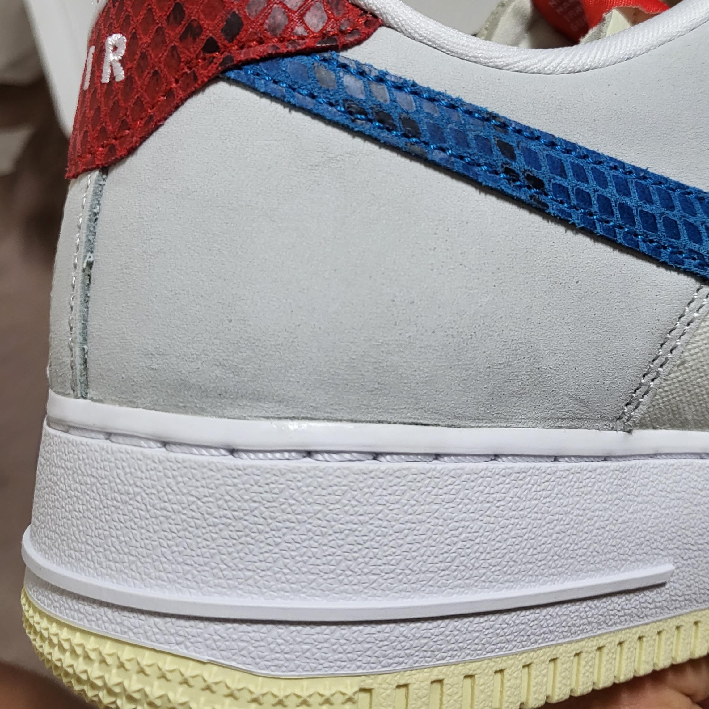 Nike x Undefeated Air Force 1 Low SP 5 On It 착용 스타일 - 2