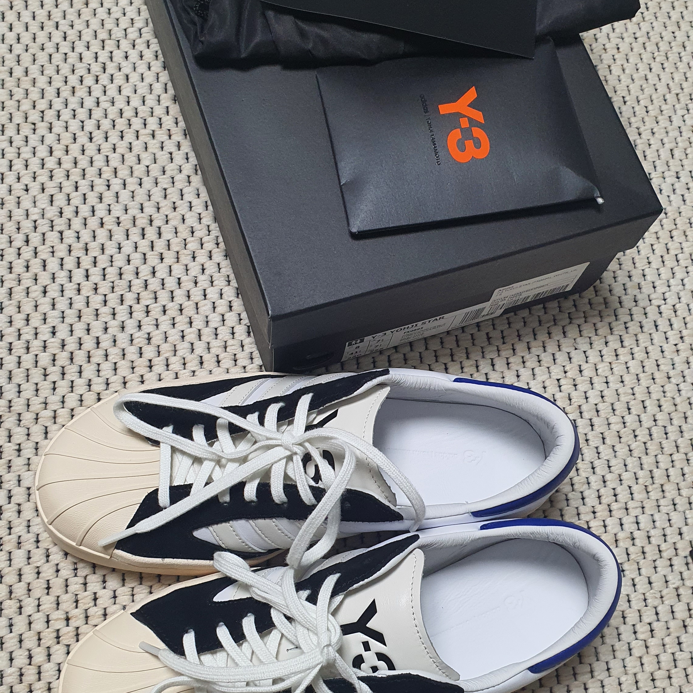 Y-3 Yohji Star Cloud White Bold Blue 착용 스타일 - 1