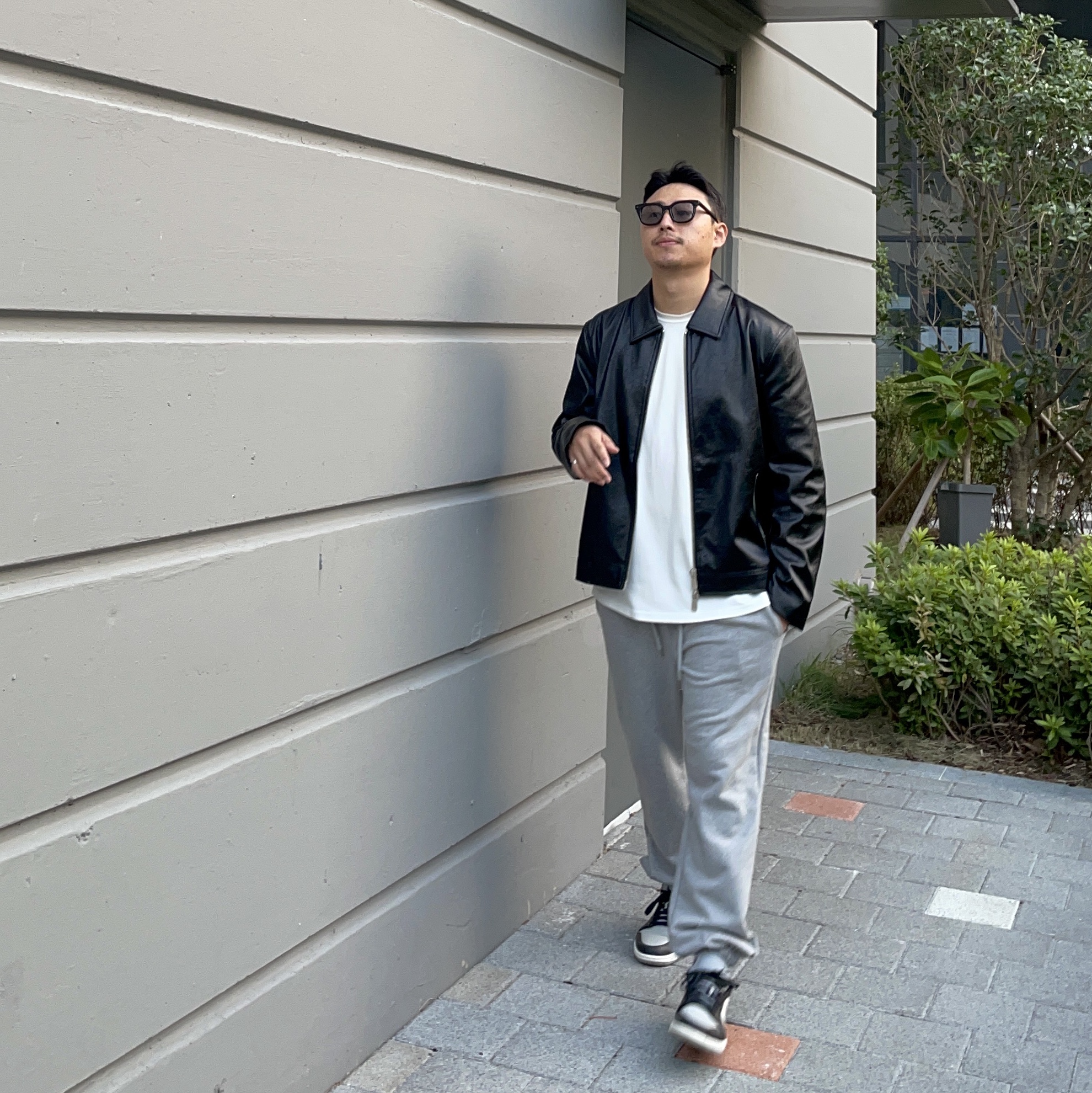 Jordan 1 Low Black Light Smoke Grey 착용 스타일