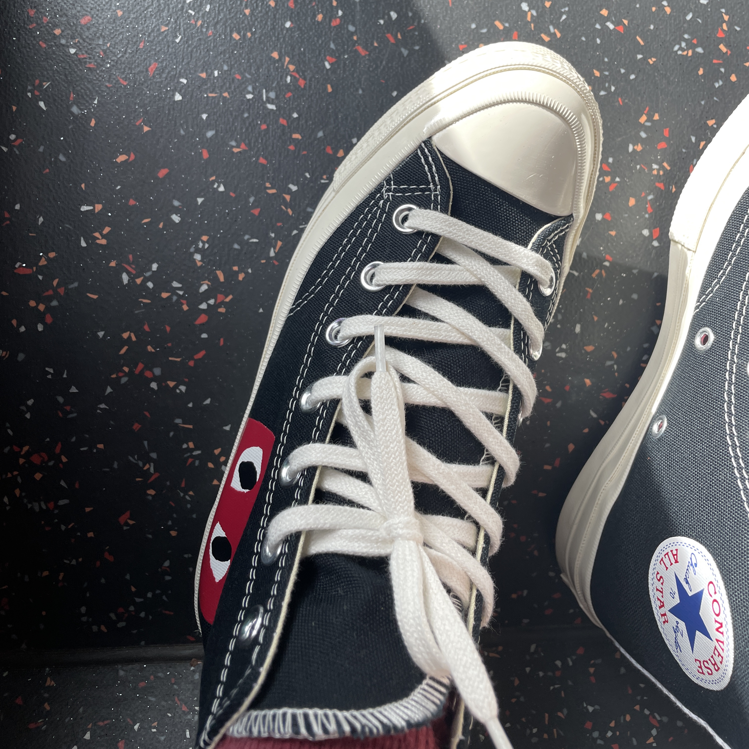 Converse x Play Comme des Garcons Chuck 70 Hi Black 착용 스타일