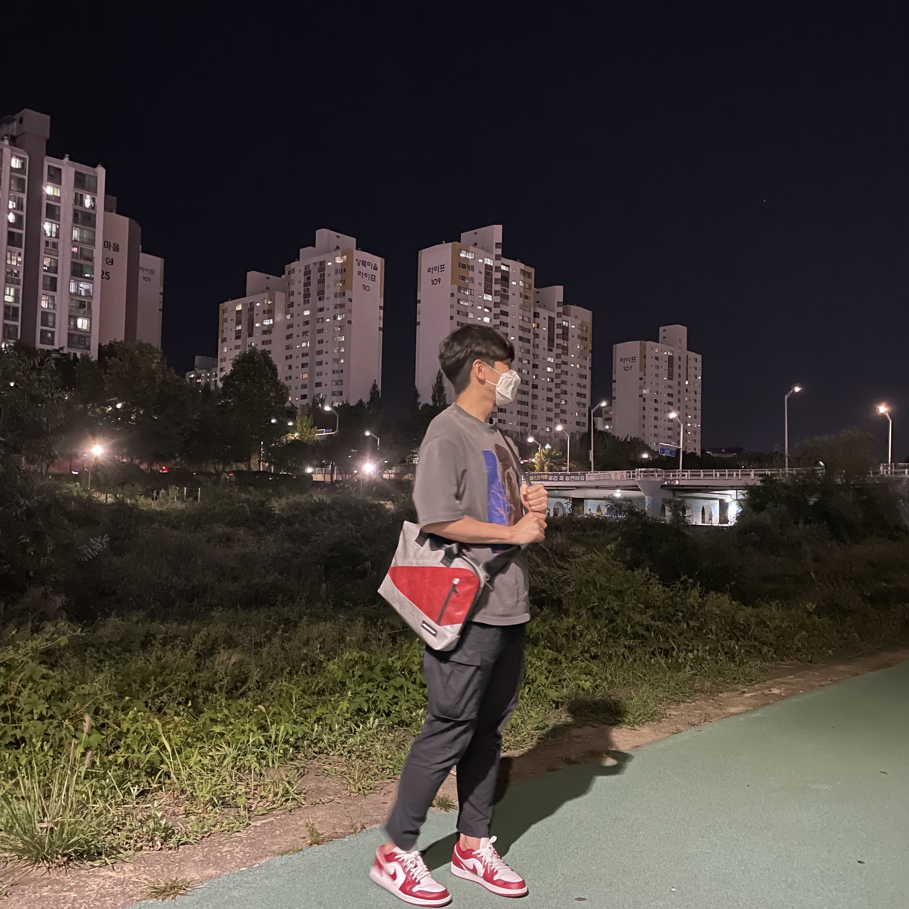 Jordan 1 Low Gym Red White 착용 스타일