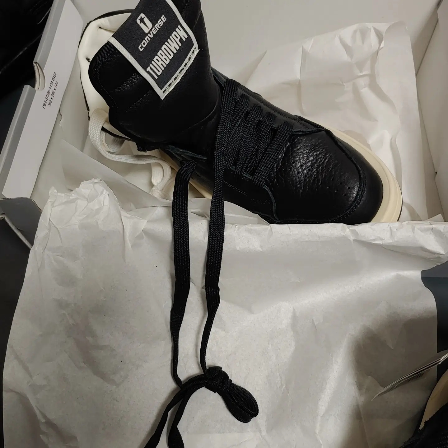 Converse x Drkshdw Turbowpn Black 착용 스타일 - 4