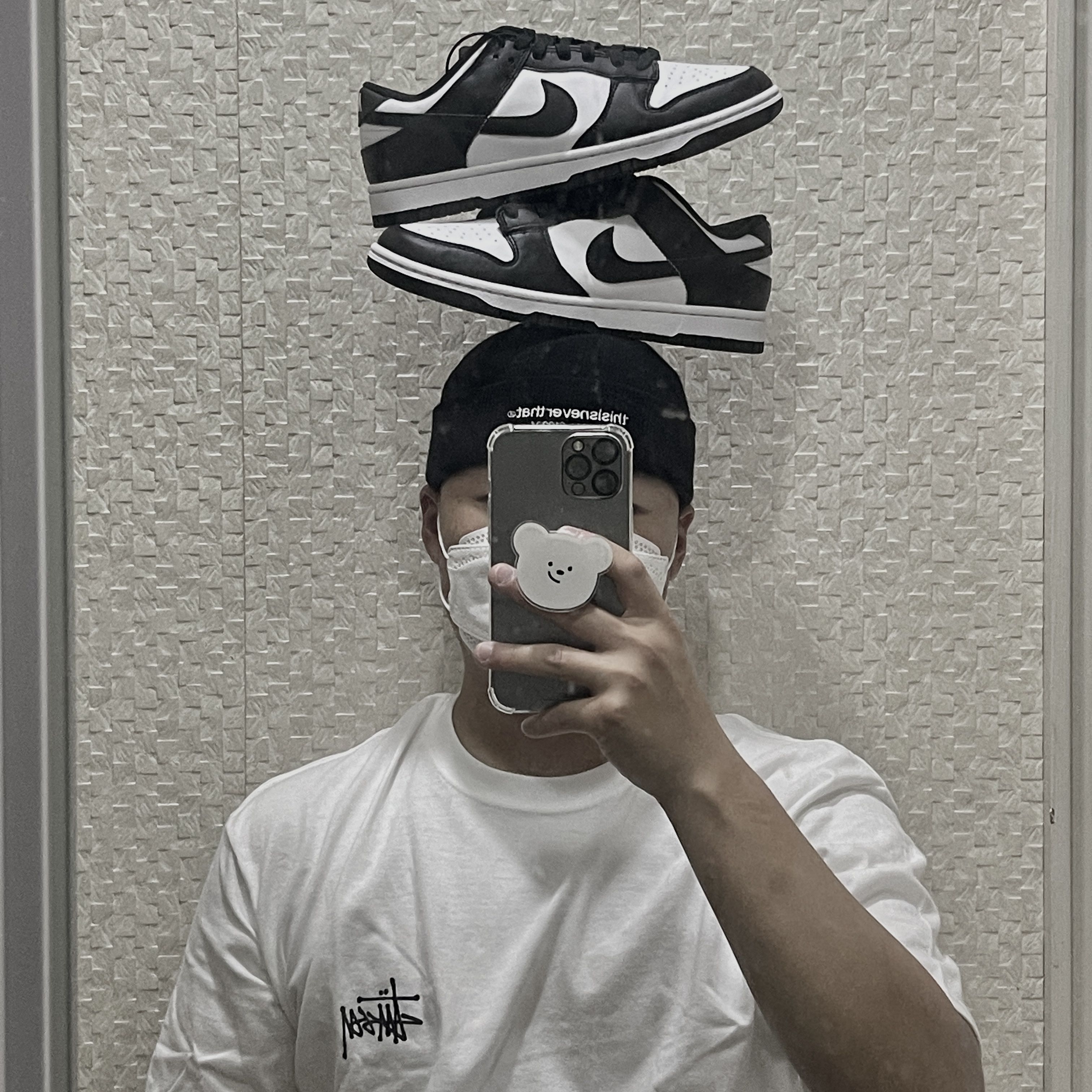 Nike Dunk Low Retro Black, Stussy Basic Stussy T-Shirt White 2021 착용 스타일