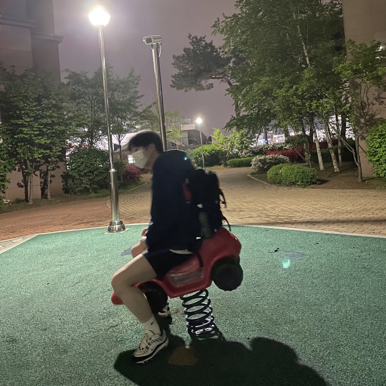Nike NSW Hoodie BRS Midnight Navy 착용 스타일