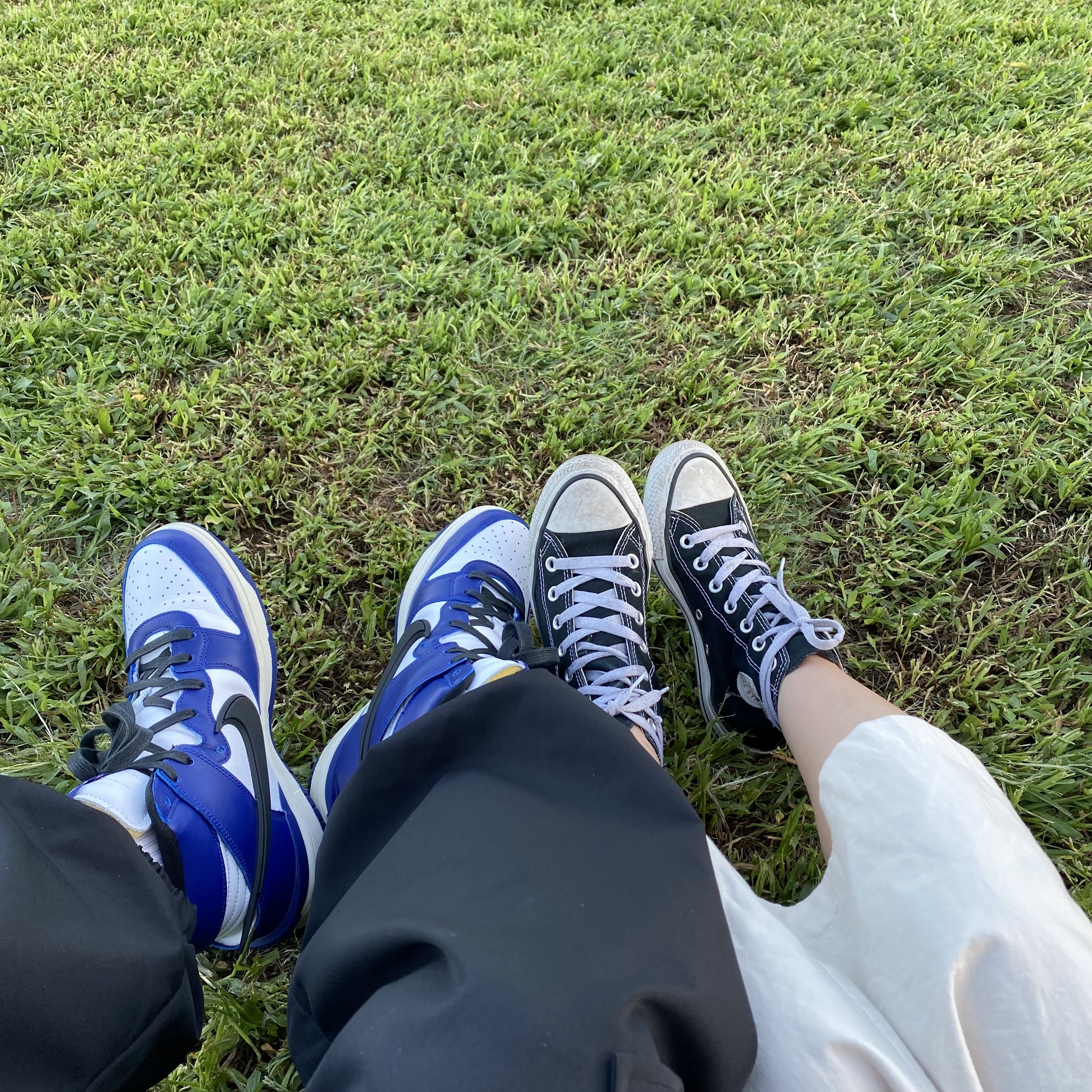 Nike x Ambush Dunk High Deep Royal Blue, Converse Chuck Taylor All Star Hi Leather Black 착용 스타일 - 2