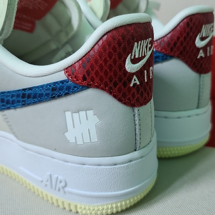 Nike x Undefeated Air Force 1 Low SP 5 On It 착용 스타일 - 1