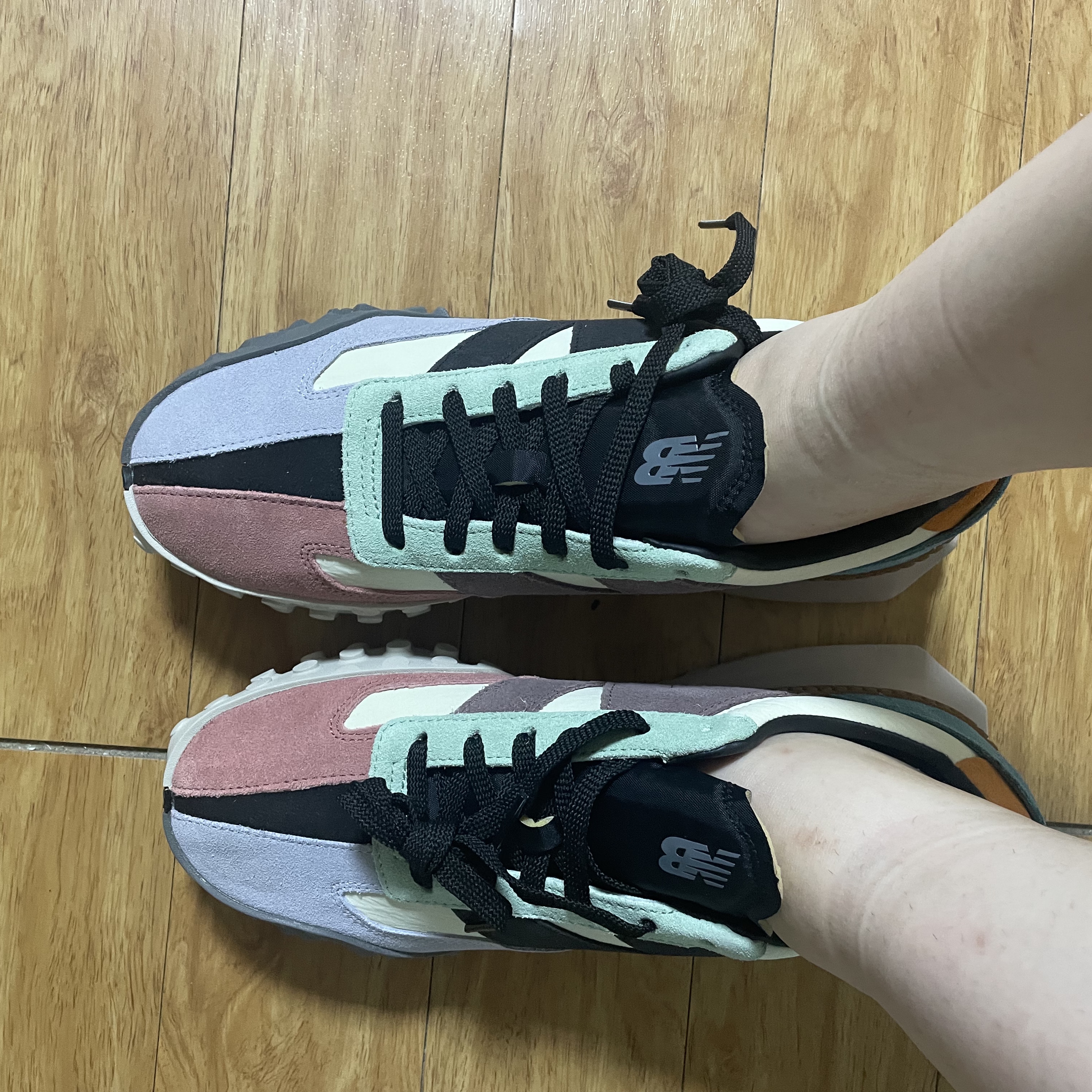 New Balance XC-72 Multi-Color 착용 스타일 - 1