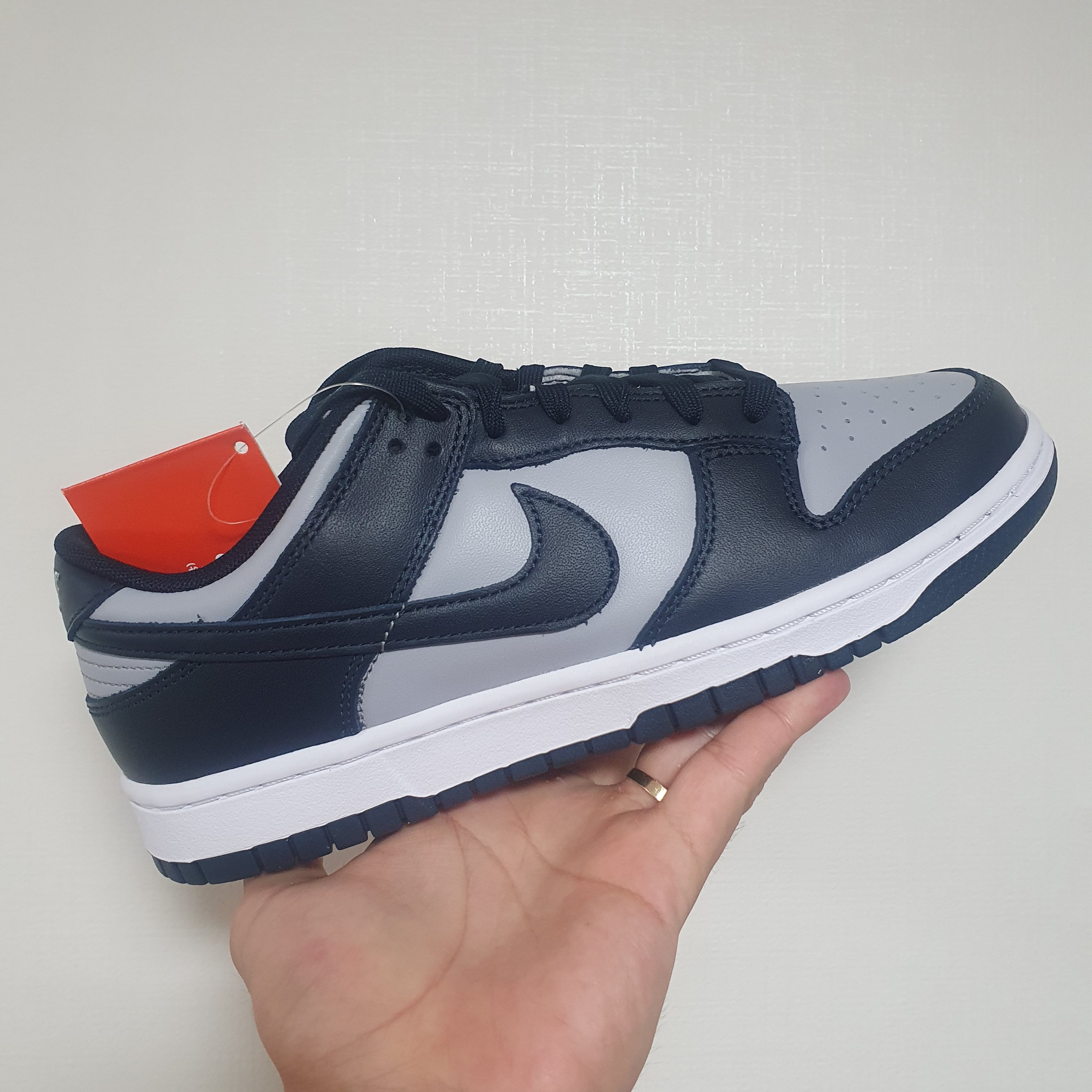 Nike Dunk Low Retro Championship Grey 착용 스타일