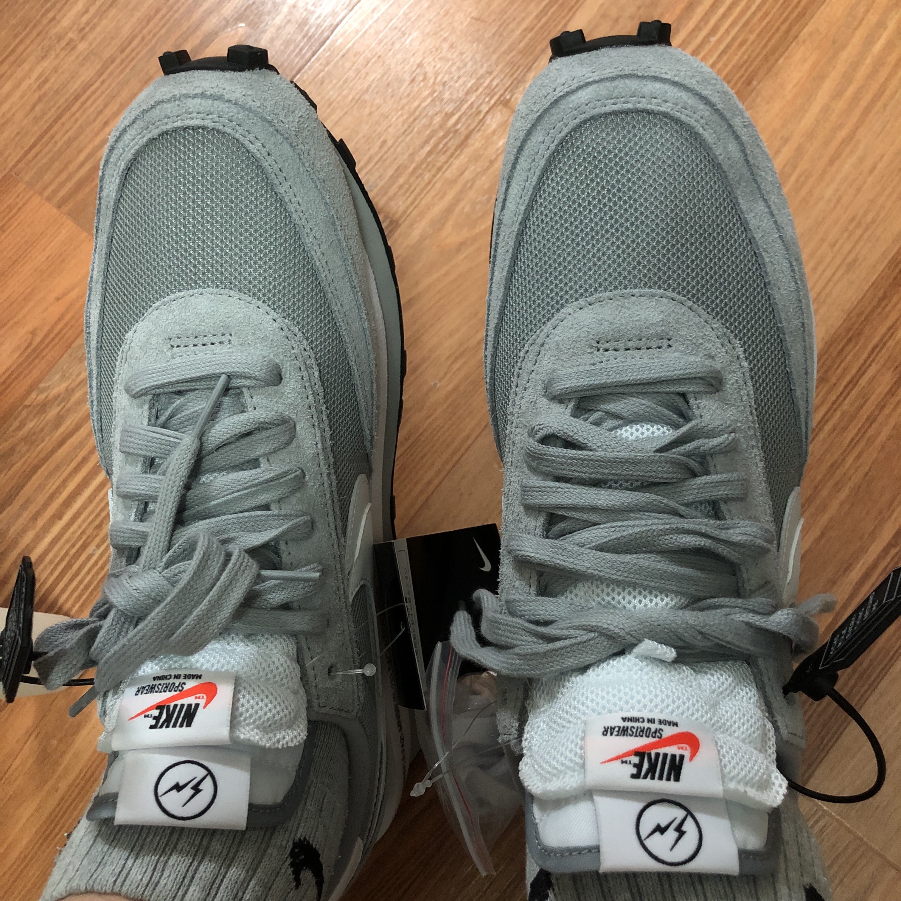 Nike x Sacai x Fragment LDWaffle Light Smoke Grey 착용 스타일