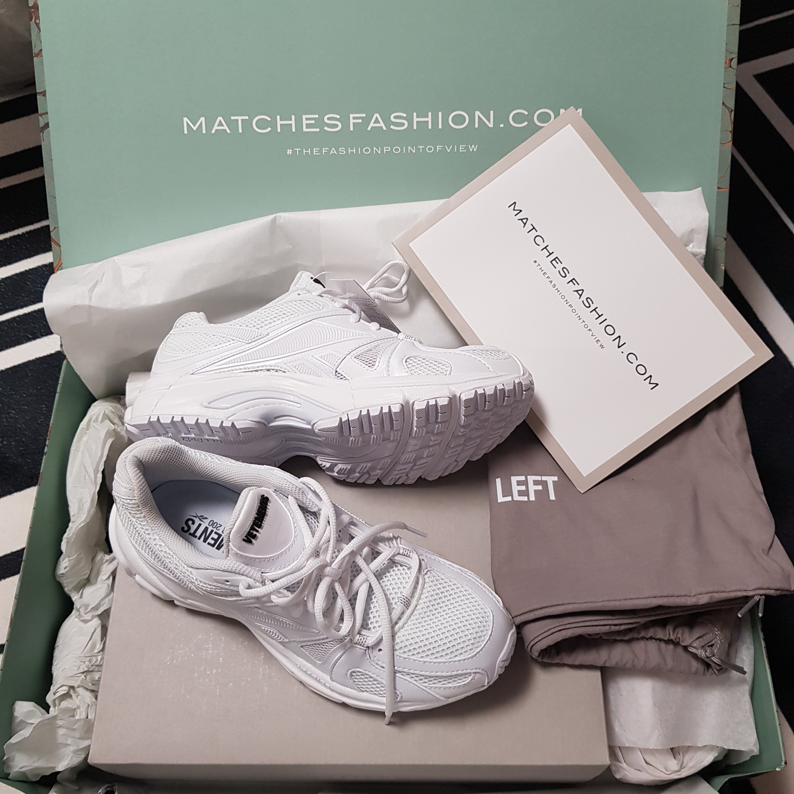 Reebok x Vetements Spike Runner 200 White 착용 스타일