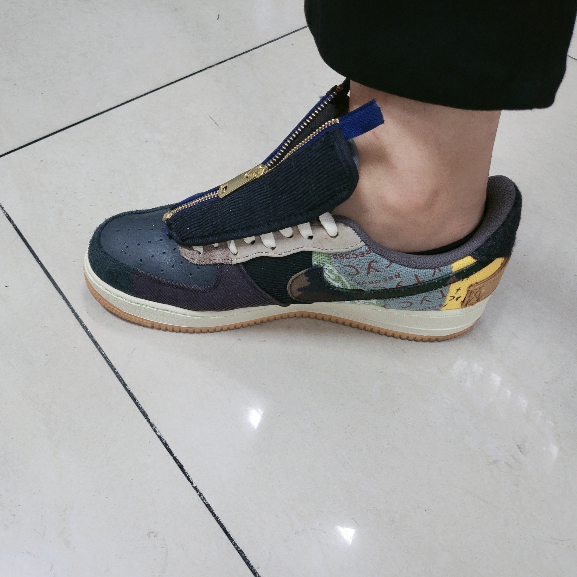 Nike x Travis Scott Air Force 1 Low Cactus Jack 착용 스타일 - 2