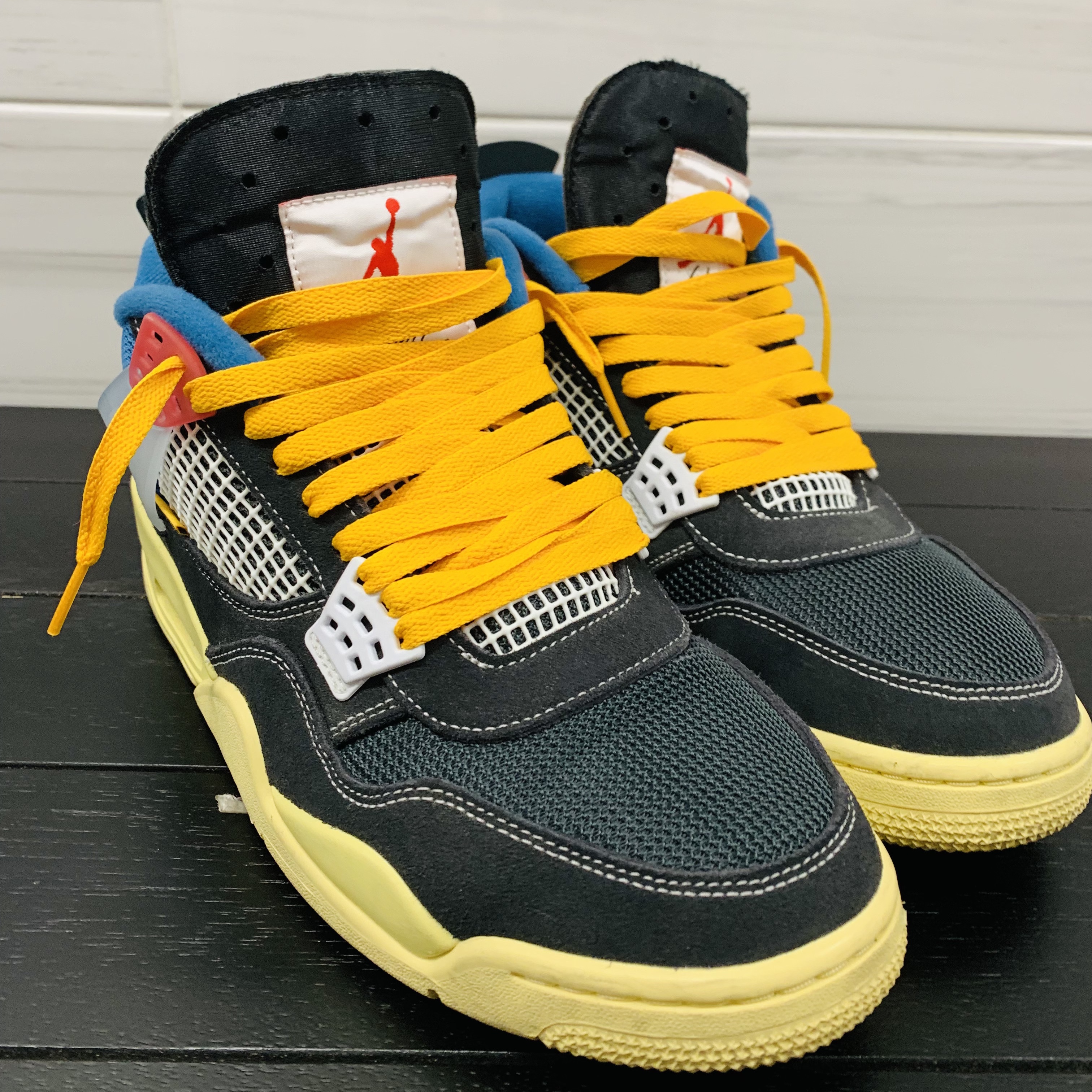 Jordan 4 x Union Retro Off Noir 착용 스타일 - 2