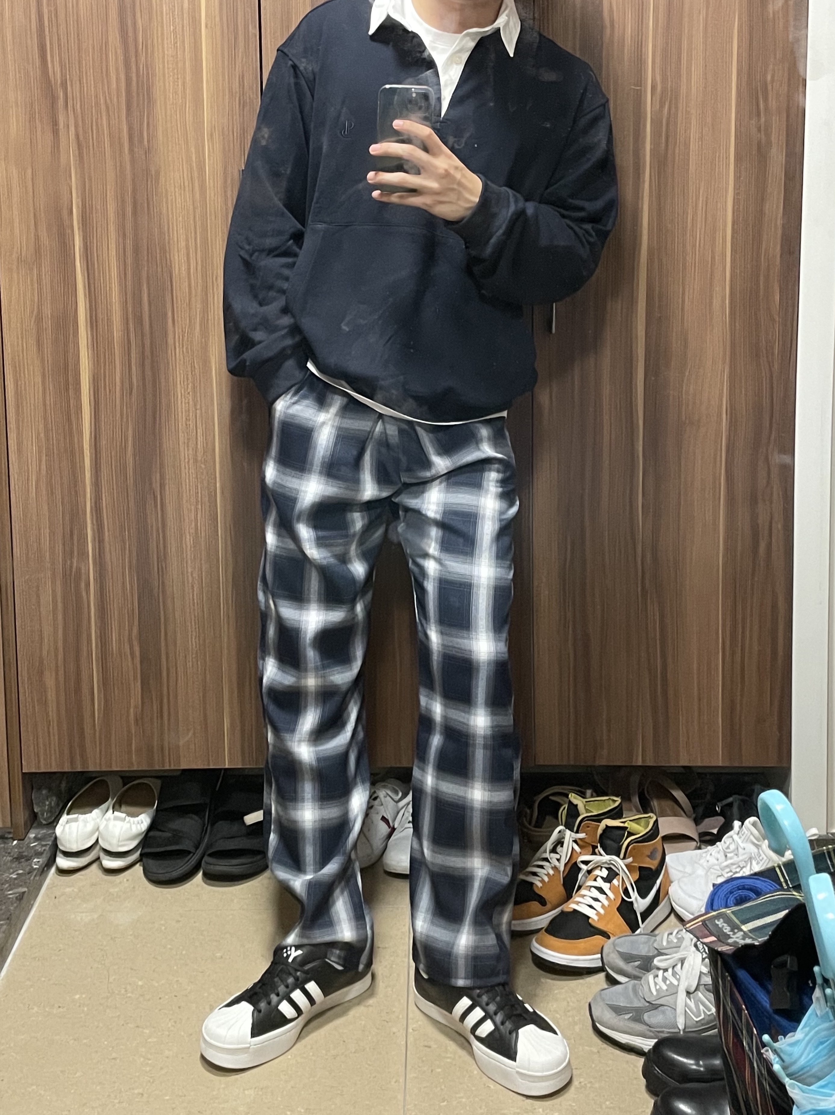 Y-3 Yohji Star Black White 착용 스타일