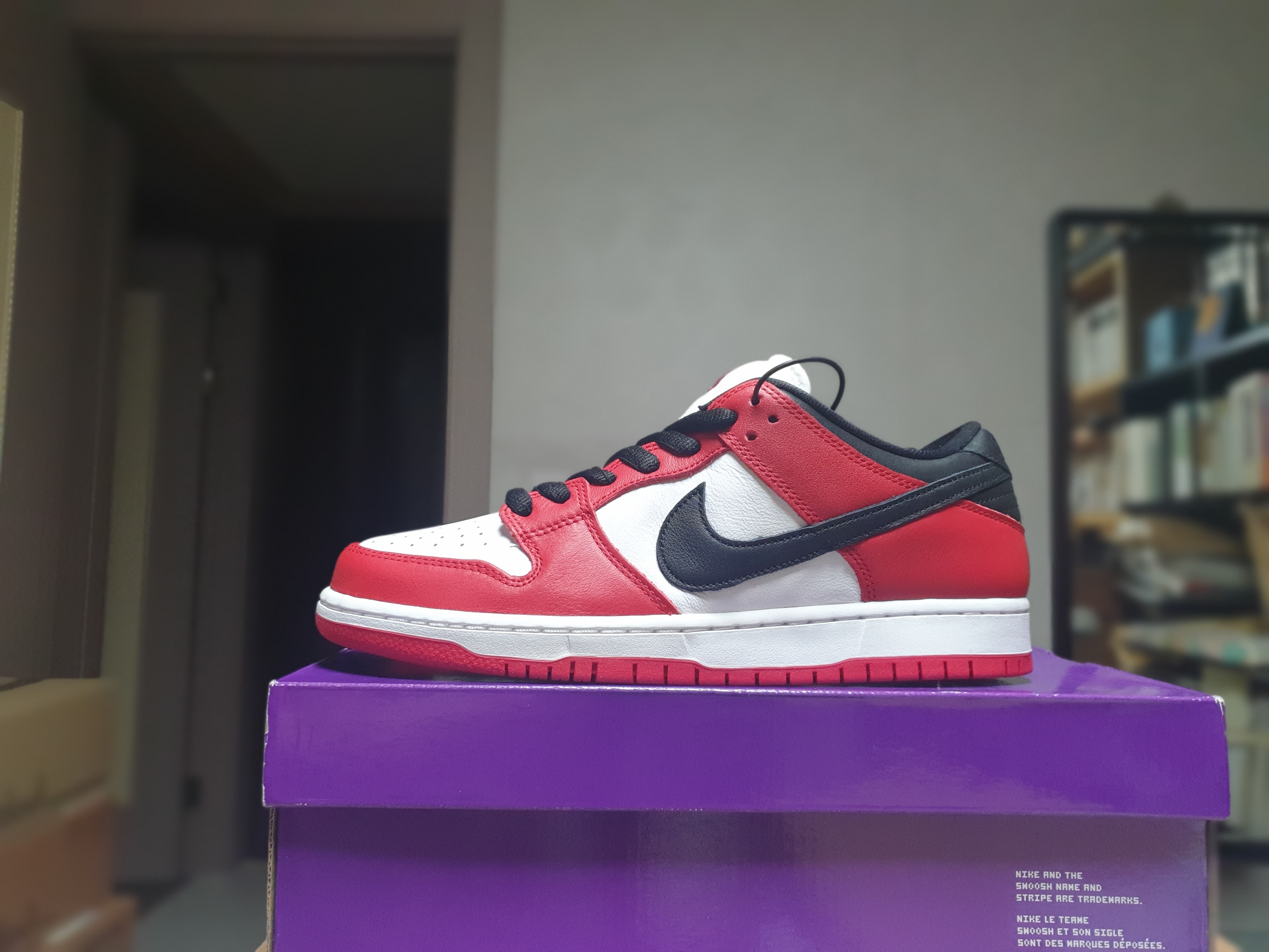 Nike SB Dunk Low Pro Chicago 착용 스타일 - 2