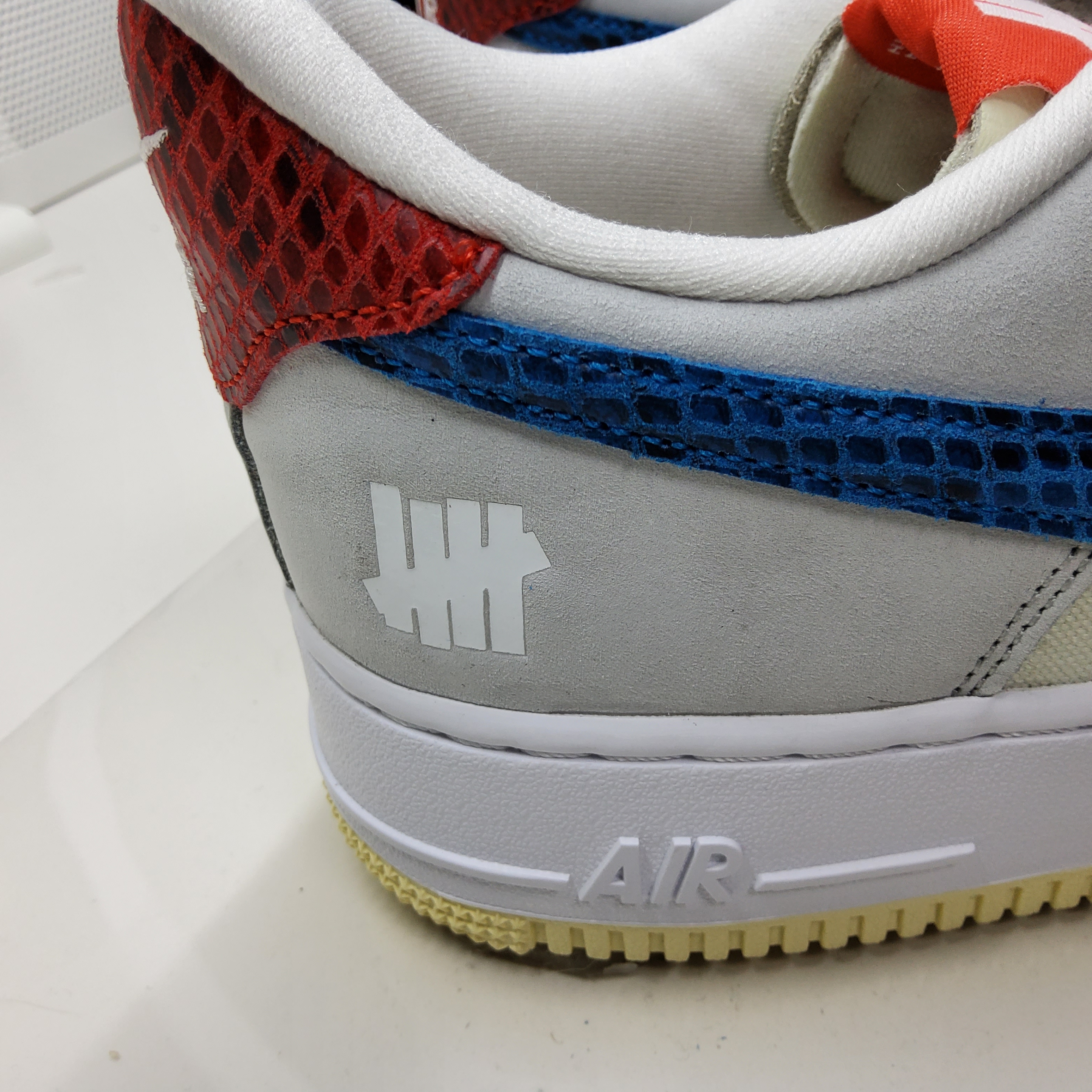 Nike x Undefeated Air Force 1 Low SP 5 On It 착용 스타일 - 2