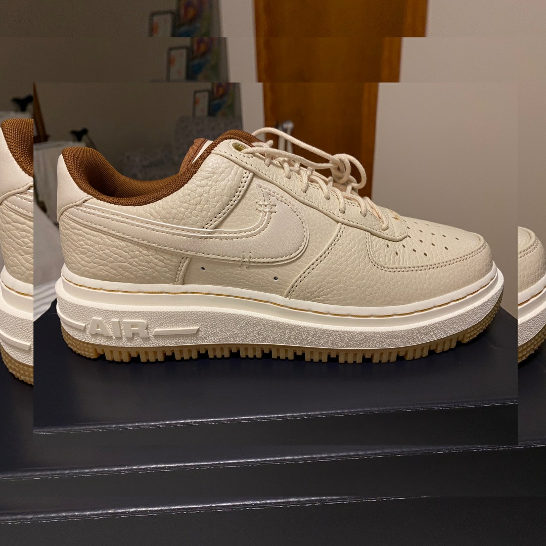 Nike Air Force 1 Luxe Pearl White 착용 스타일 - 1