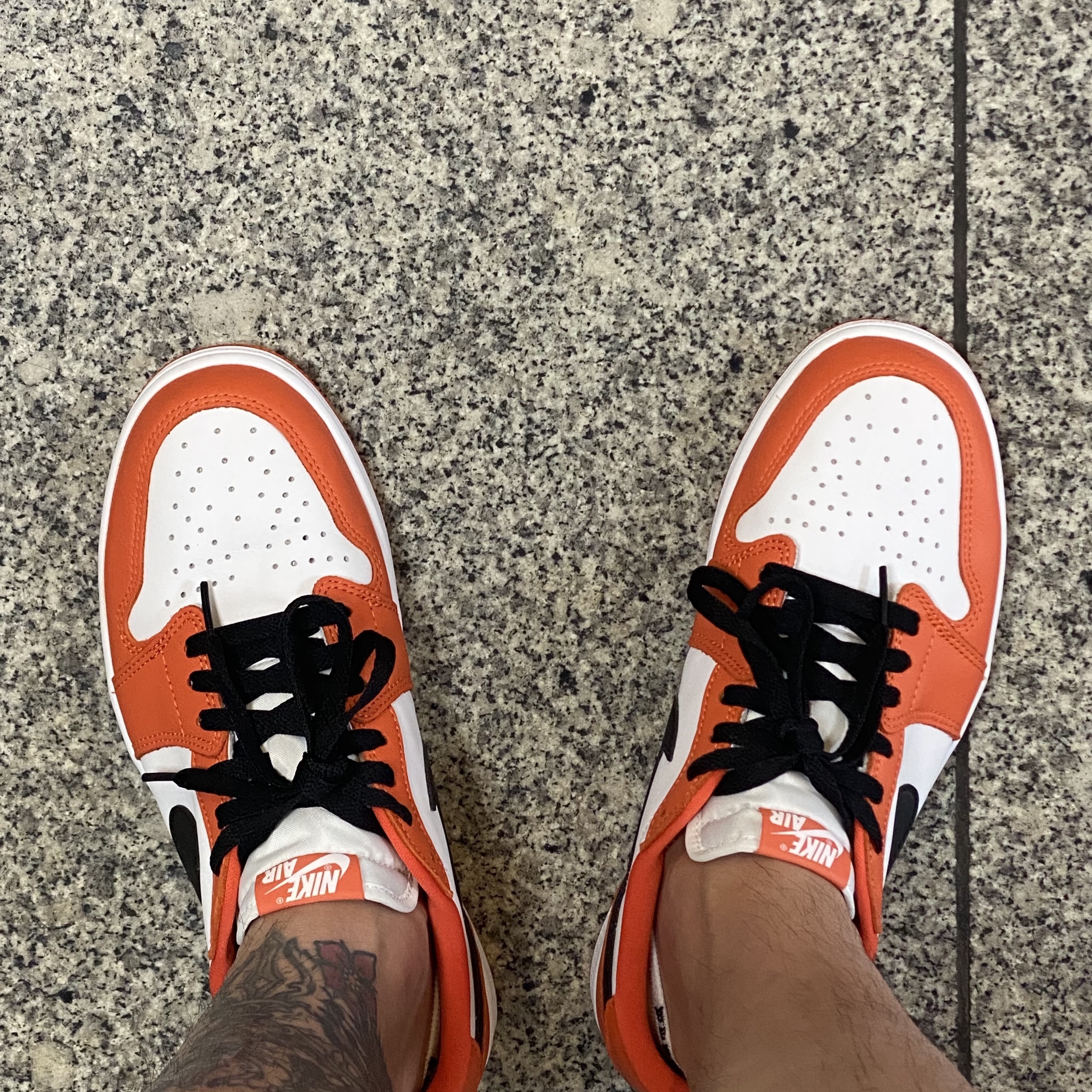 Jordan 1 Low OG Starfish 착용 스타일