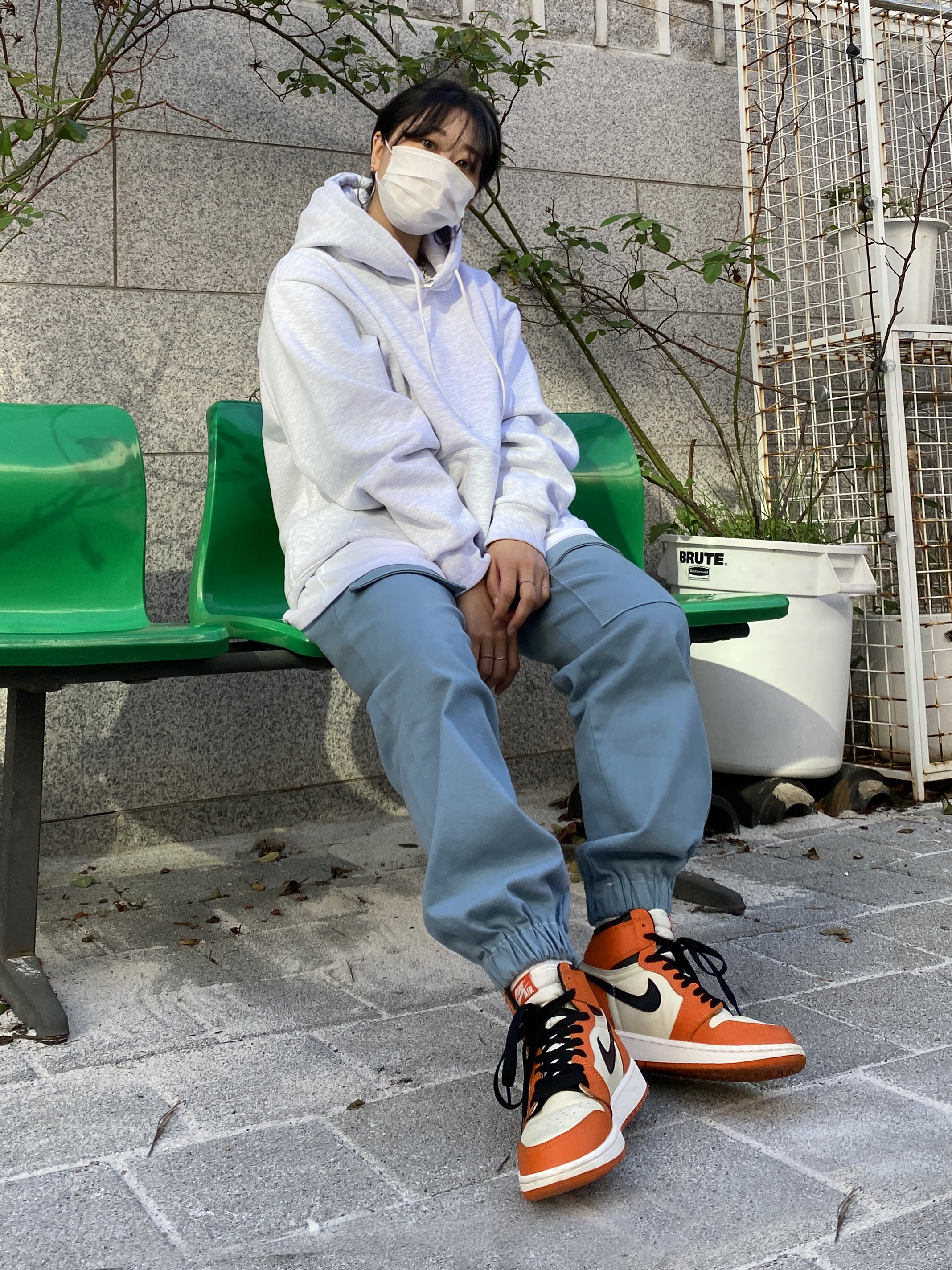 Jordan 1 Retro High OG Reverse Shattered Backboard, (GS) Jordan 1 Retro High OG Reverse Shattered Backboard 착용 스타일 - 1