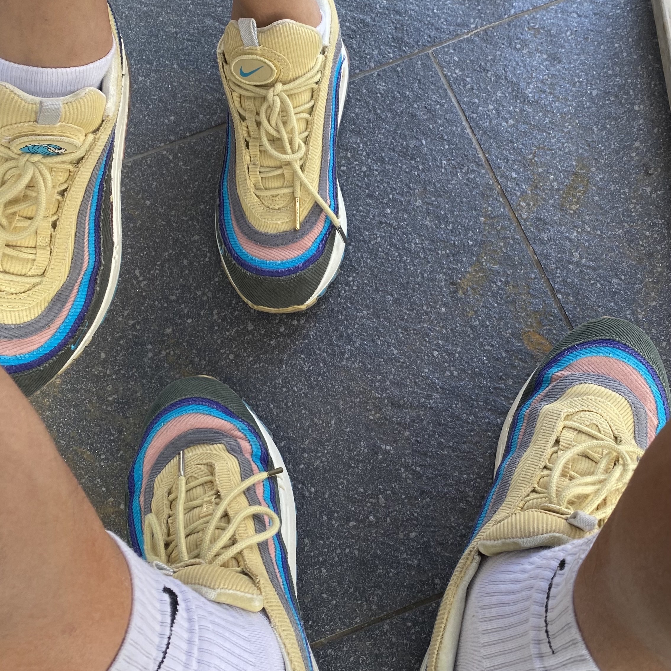 Nike x Sean Wotherspoon Air Max 1/97 착용 스타일