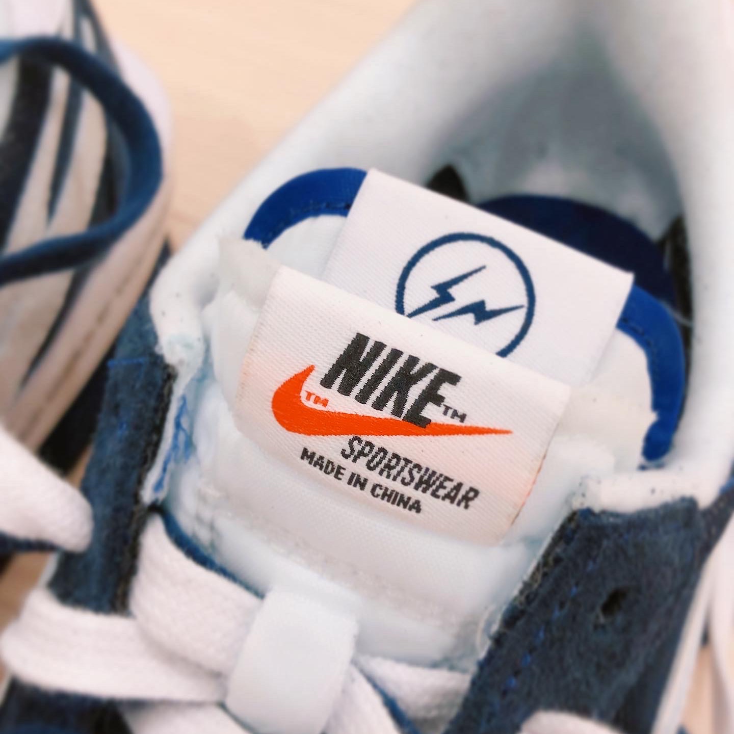 Nike x Sacai x Fragment LDWaffle Blackened Blue 착용 스타일 - 4