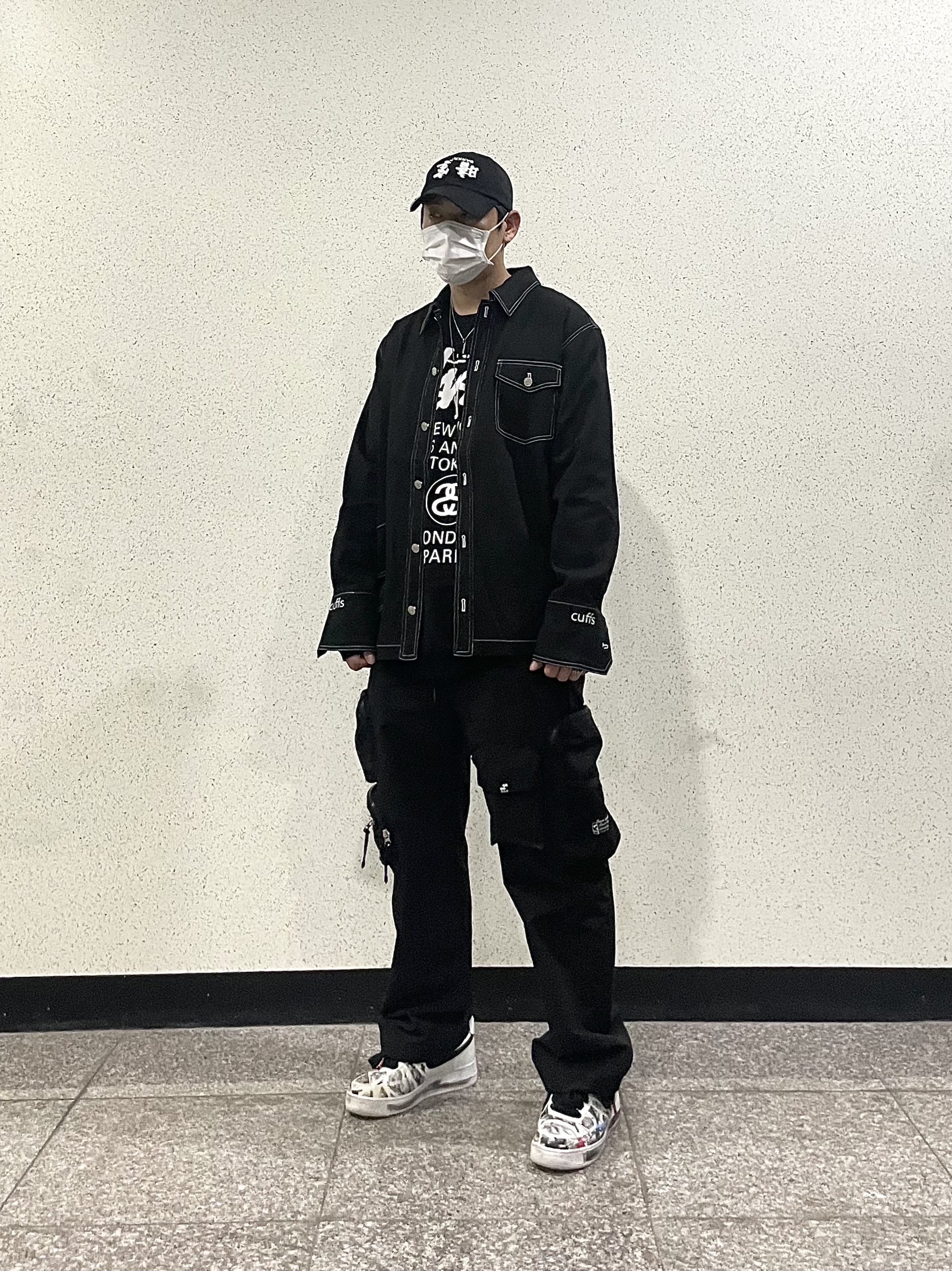 Nike x Peaceminusone Air Force 1 Low Para-Noise 2.0, Stussy World Tour LS T-Shirt Black 착용 스타일 - 1