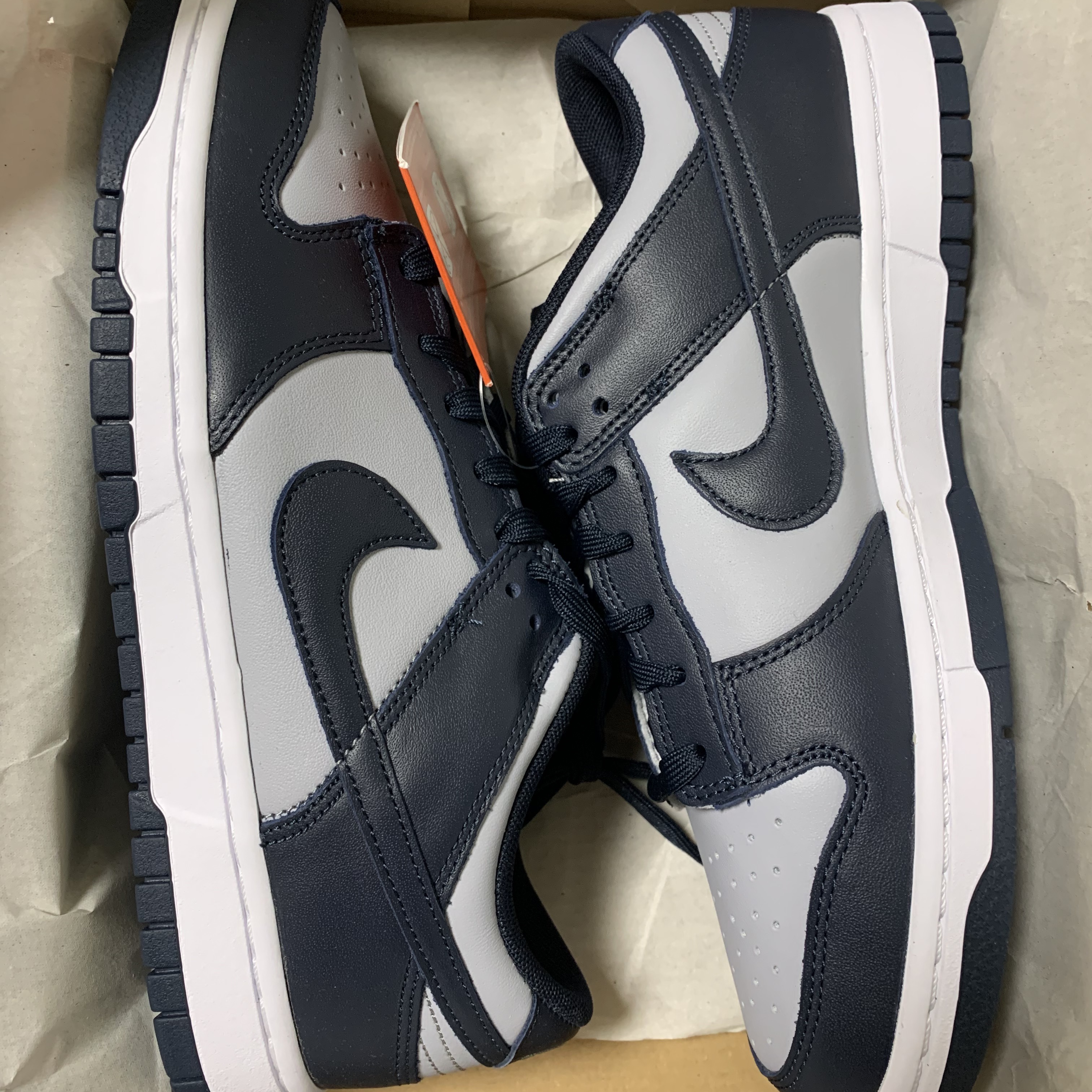 Nike Dunk Low Retro Championship Grey 착용 스타일