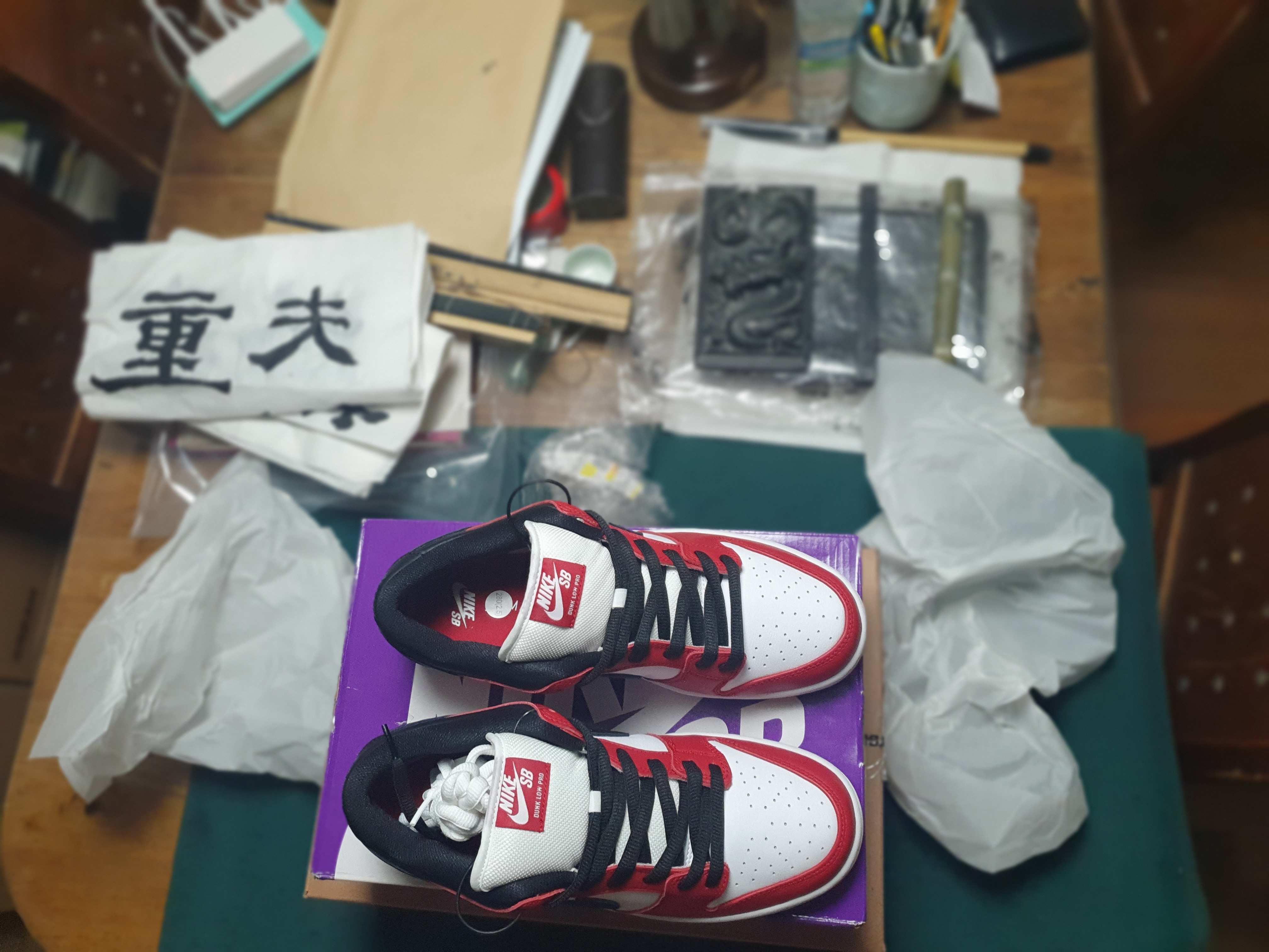 Nike SB Dunk Low Pro Chicago 착용 스타일 - 4