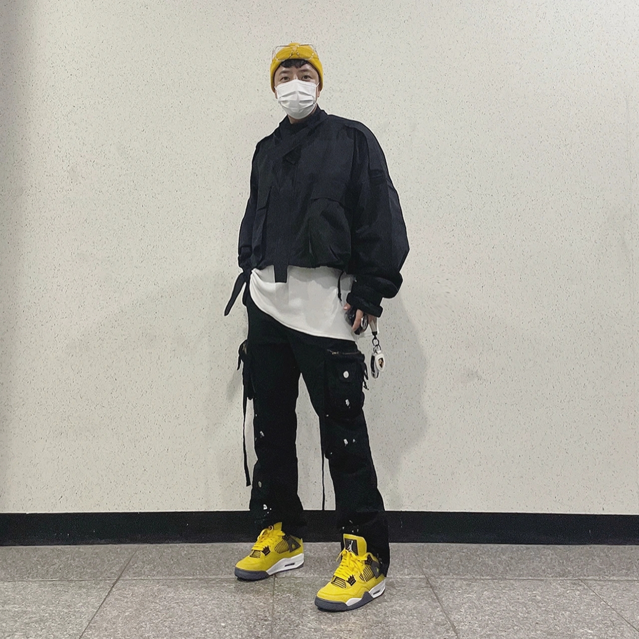 Jordan 4 Retro Tour Yellow 착용 스타일