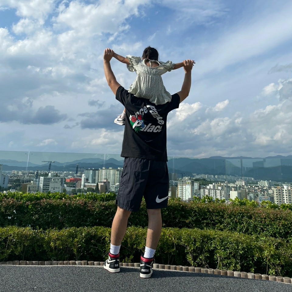 Jordan 1 Retro High Not for Resale Varsity Red, Nike x Stussy Water Shorts Off Noir 착용 스타일