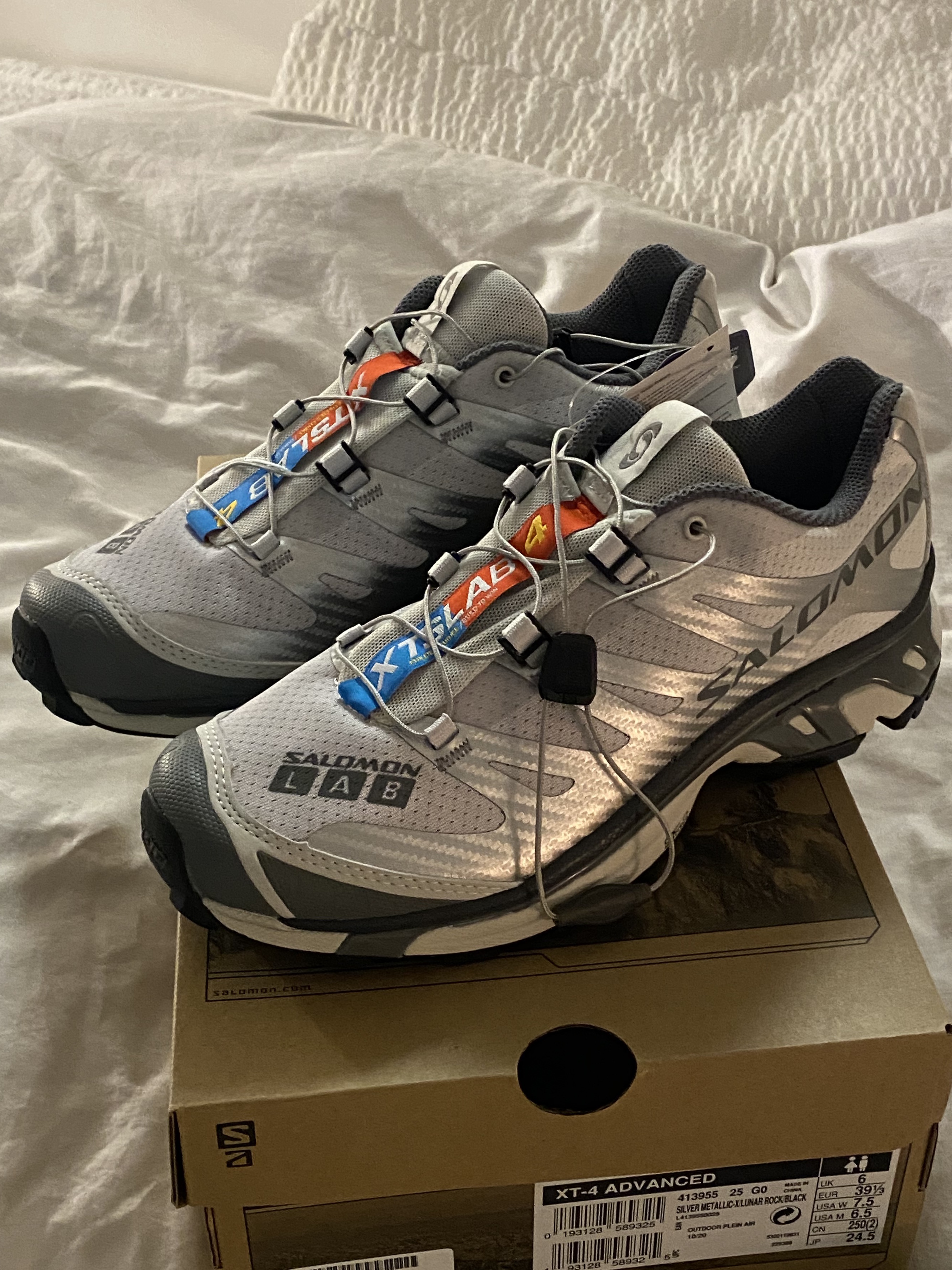 IAB Studio White & Ash Blue Socks (3 Pack), Salomon XT-4 ADV Silver Metallic X 착용 스타일 - 2