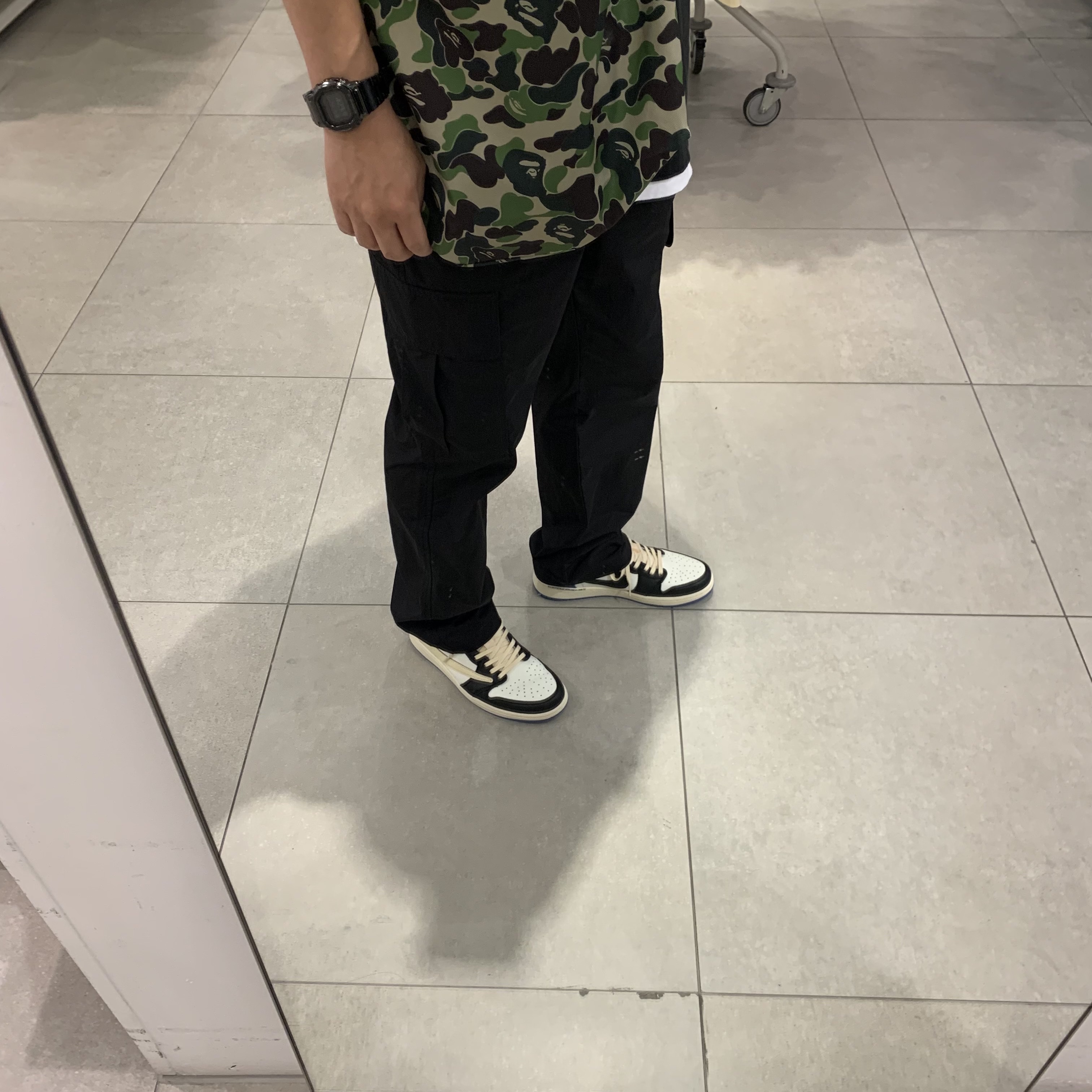 Jordan 1 x Travis Scott x Fragment Retro Low OG SP Military Blue 착용 스타일