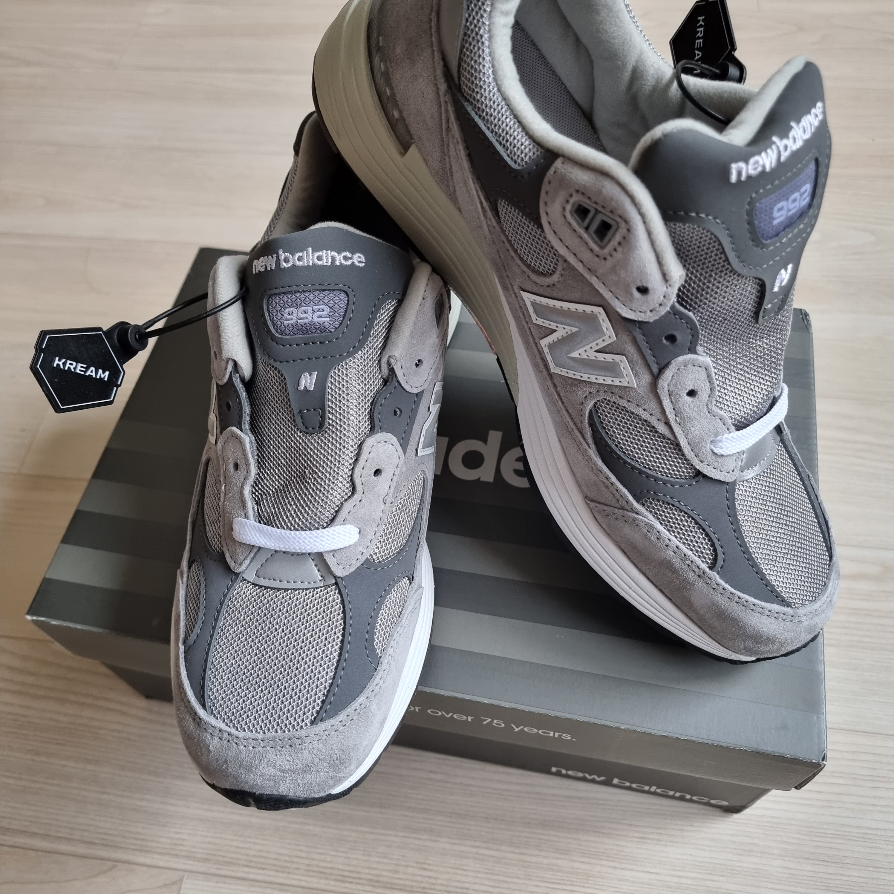 New Balance 992 Made in USA Grey - D Standard 착용 스타일