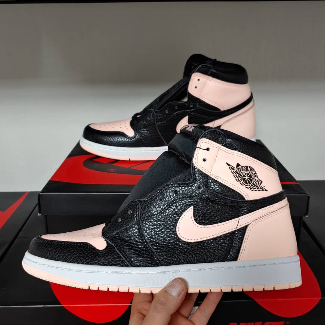 Jordan 1 Retro High OG Crimson Tint 착용 스타일 - 2