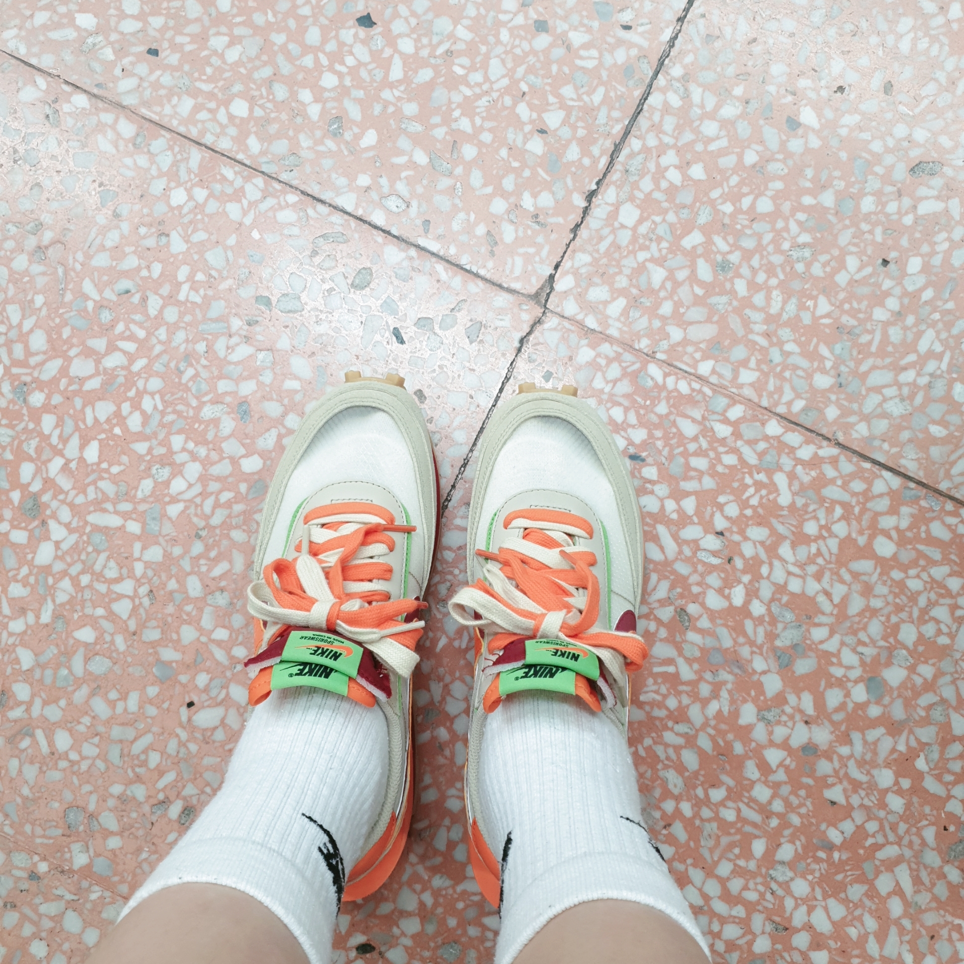 Nike x Sacai x Clot LDWaffle Orange Blaze 착용 스타일