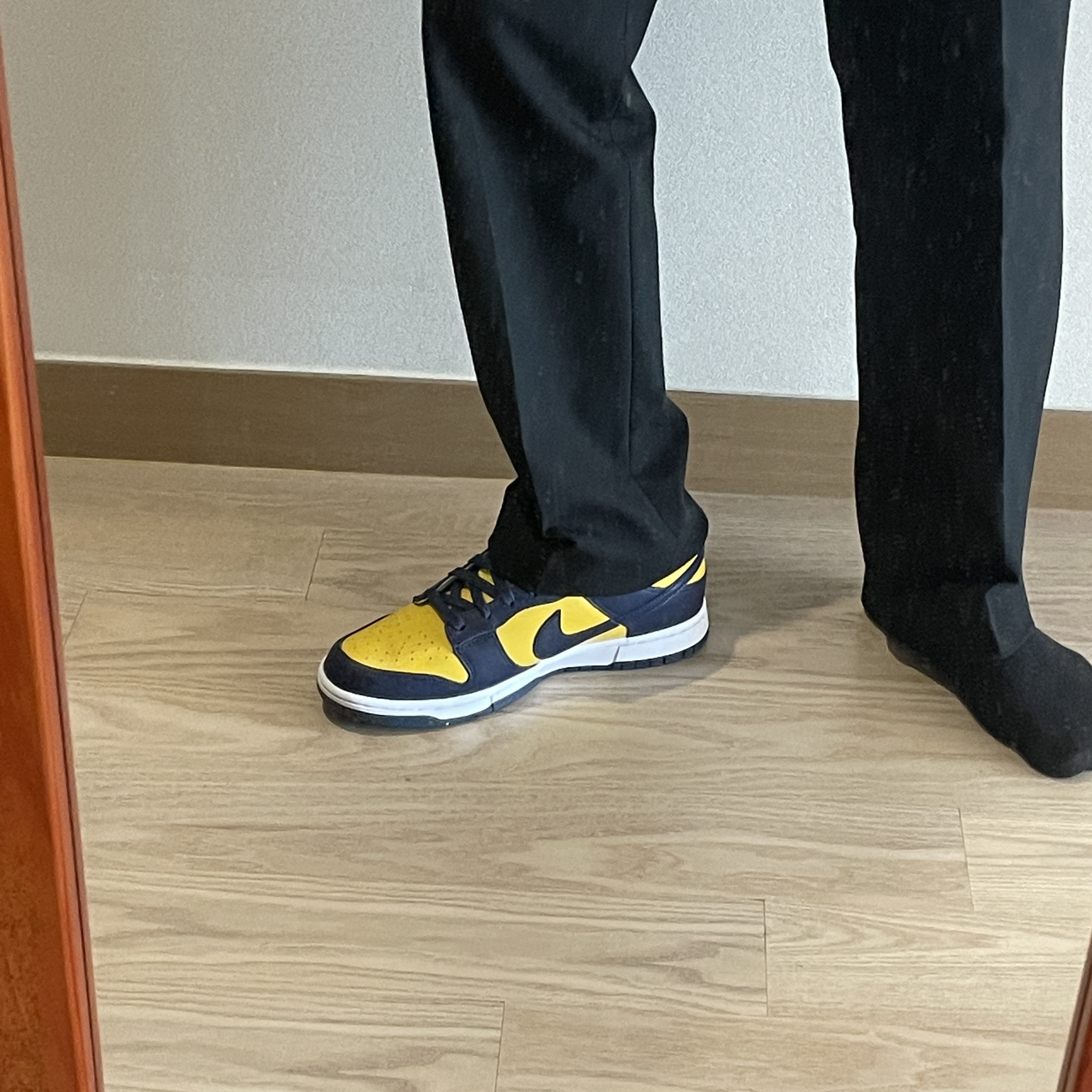 Nike Dunk Low Retro Varsity Maize 착용 스타일 - 2