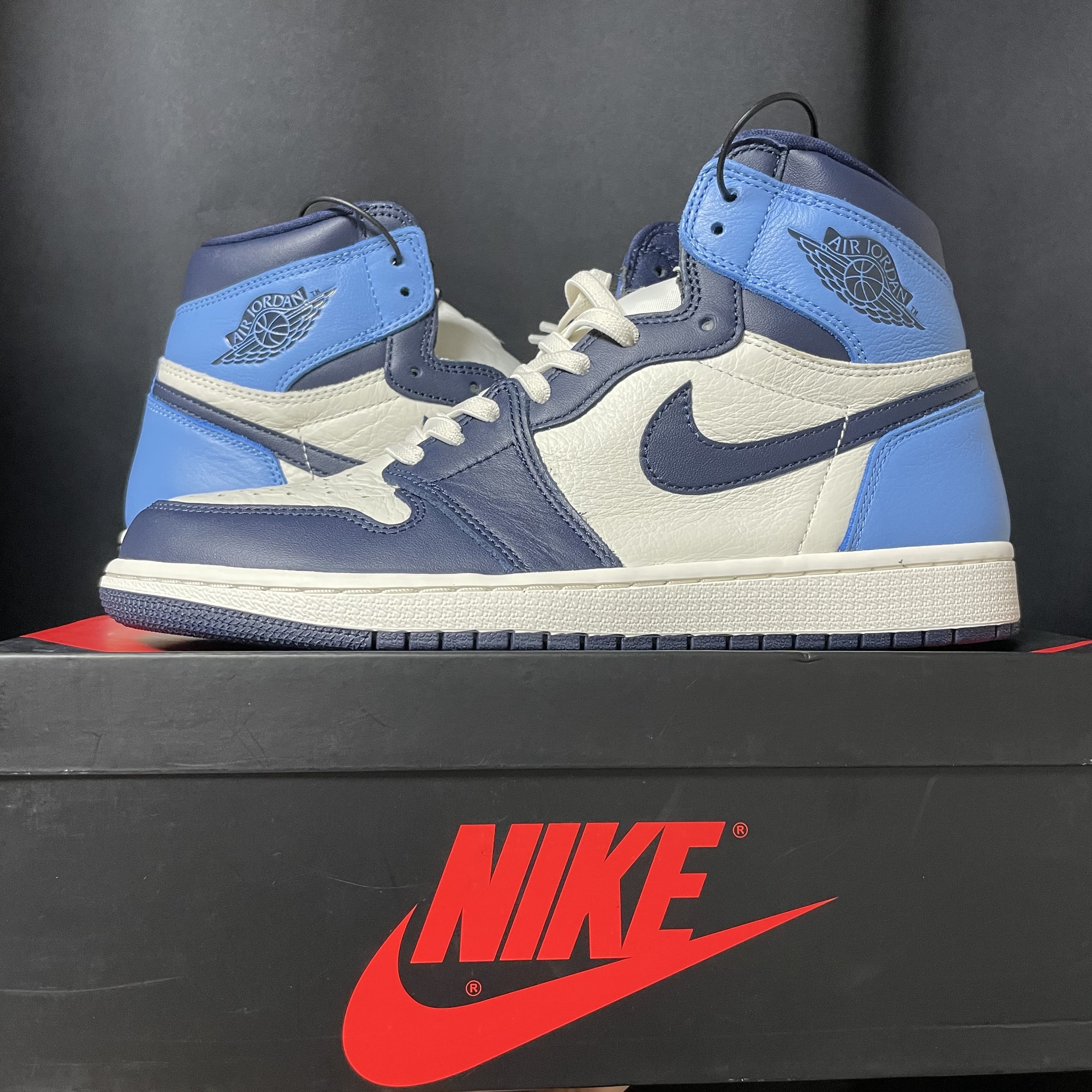 Jordan 1 Retro High Obsidian UNC 착용 스타일