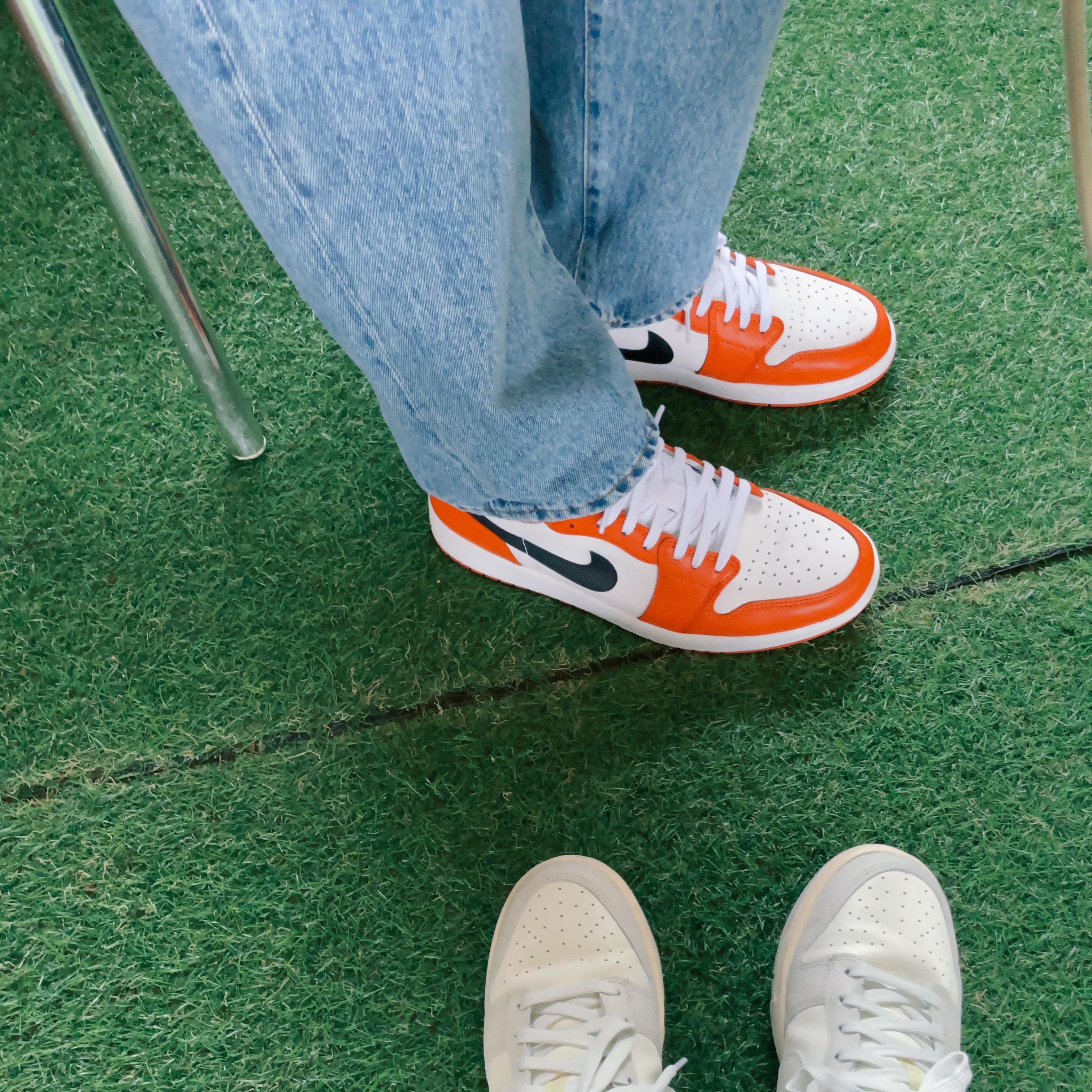 Jordan 1 Low OG Starfish 착용 스타일 - 2