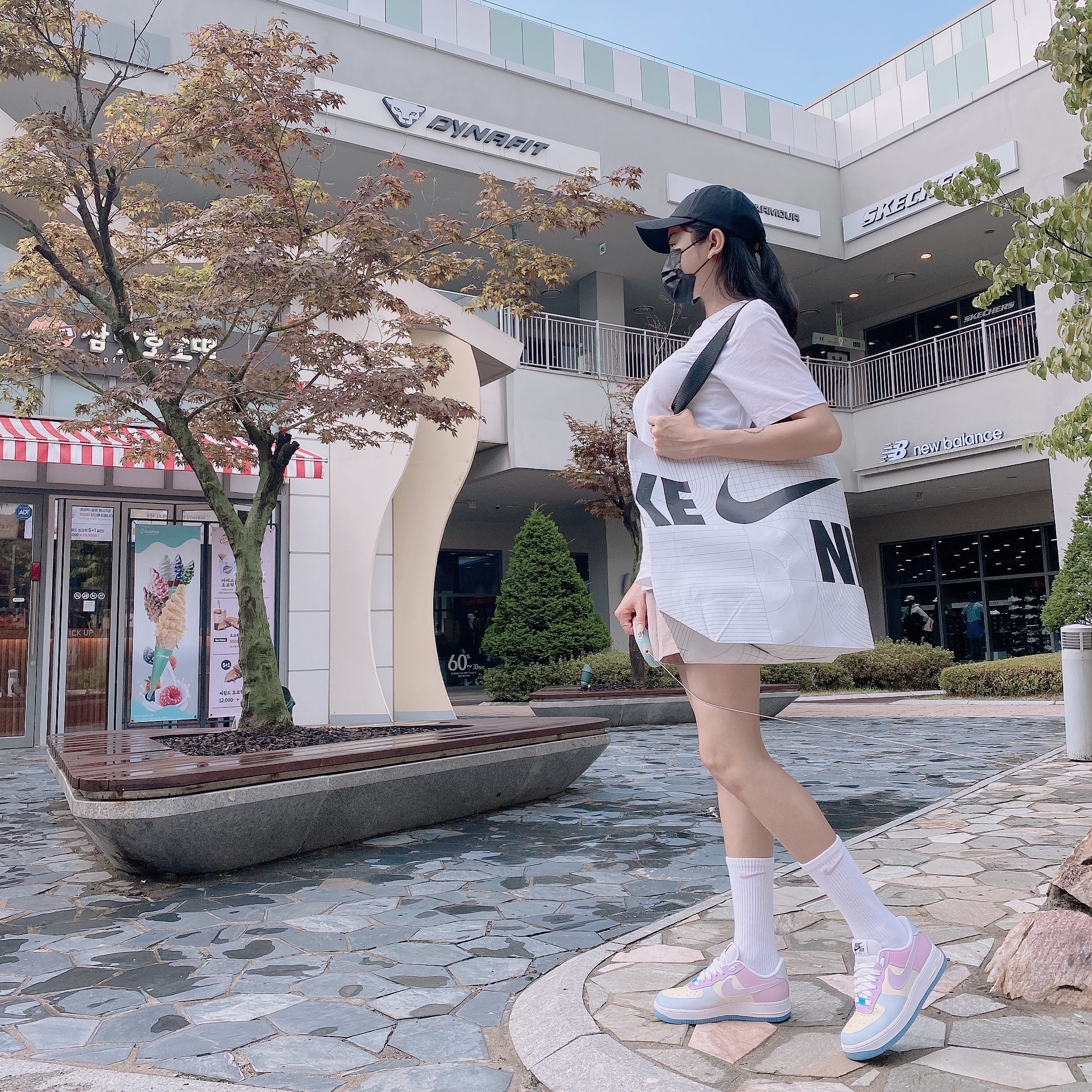 (W) Nike Air Force 1 '07 LX Photochromic 착용 스타일