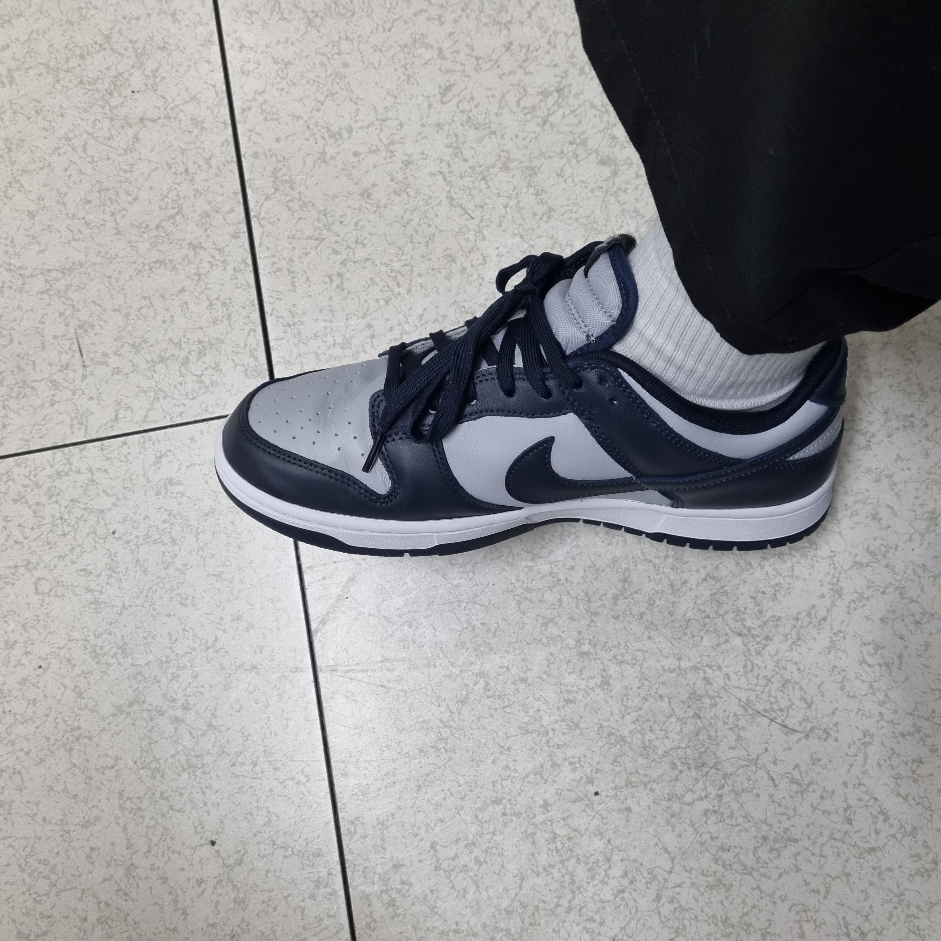 Nike Dunk Low Retro Championship Grey 착용 스타일