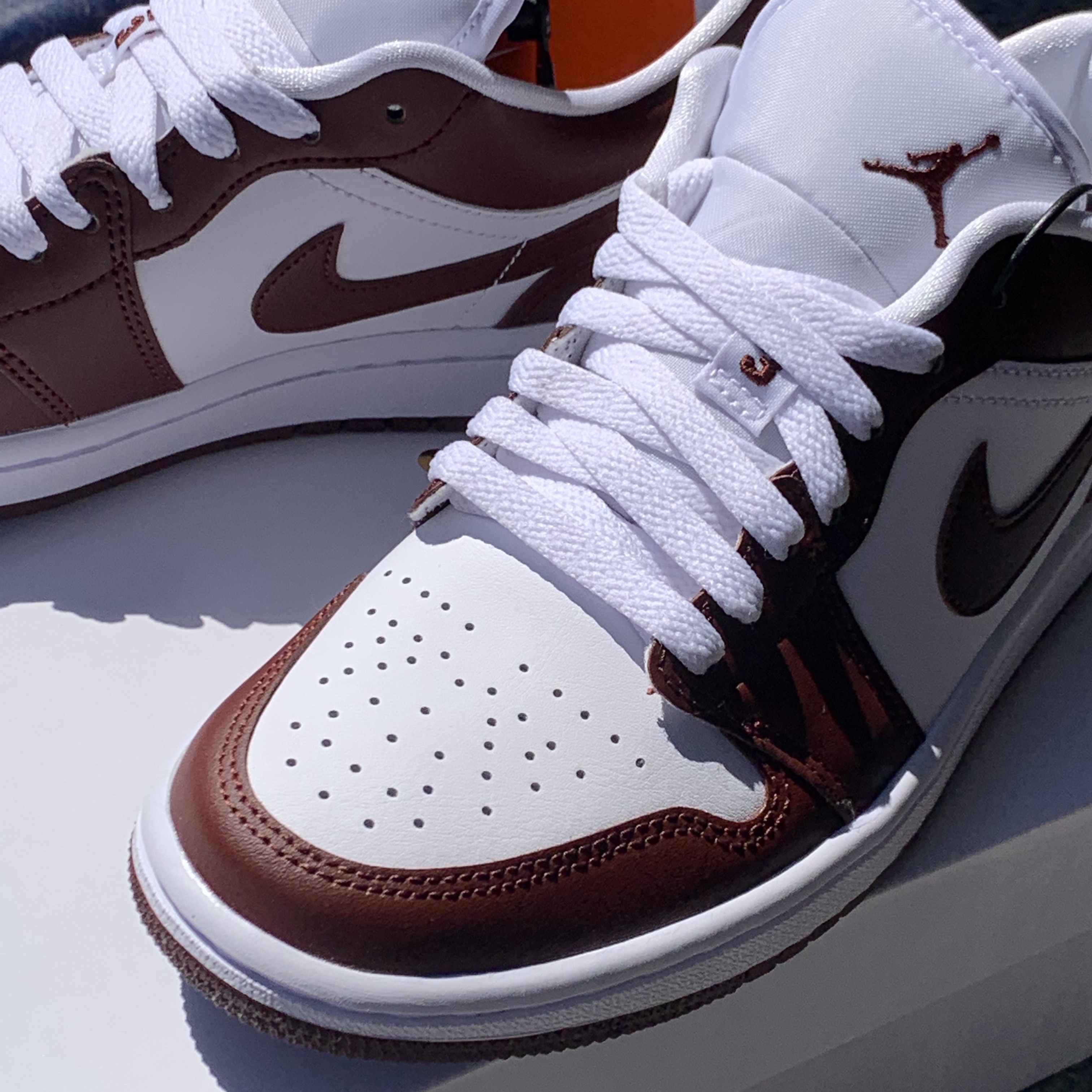 (W) Jordan 1 Low Bronze Eclipse 착용 스타일