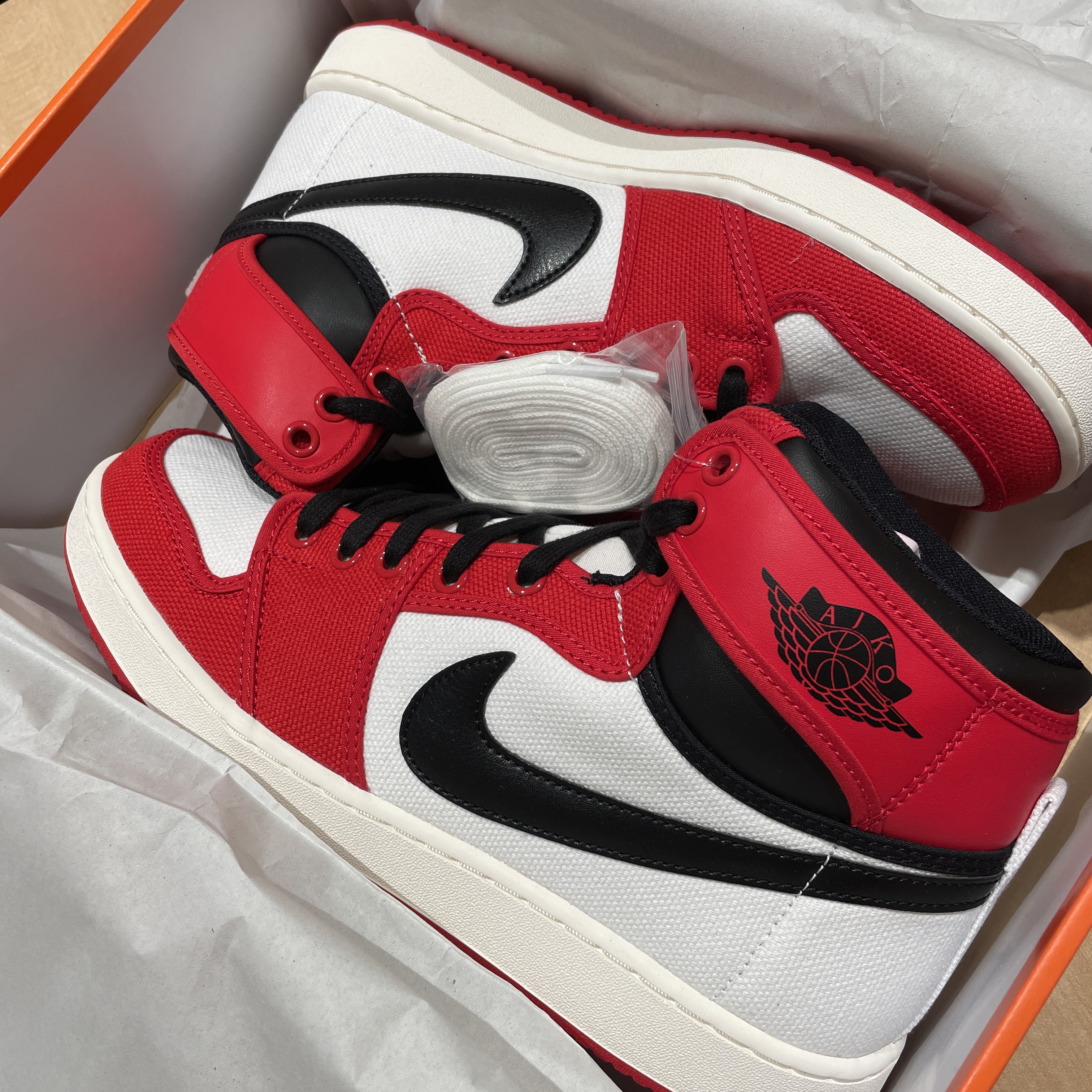 Jordan 1 KO Chicago 2021 착용 스타일