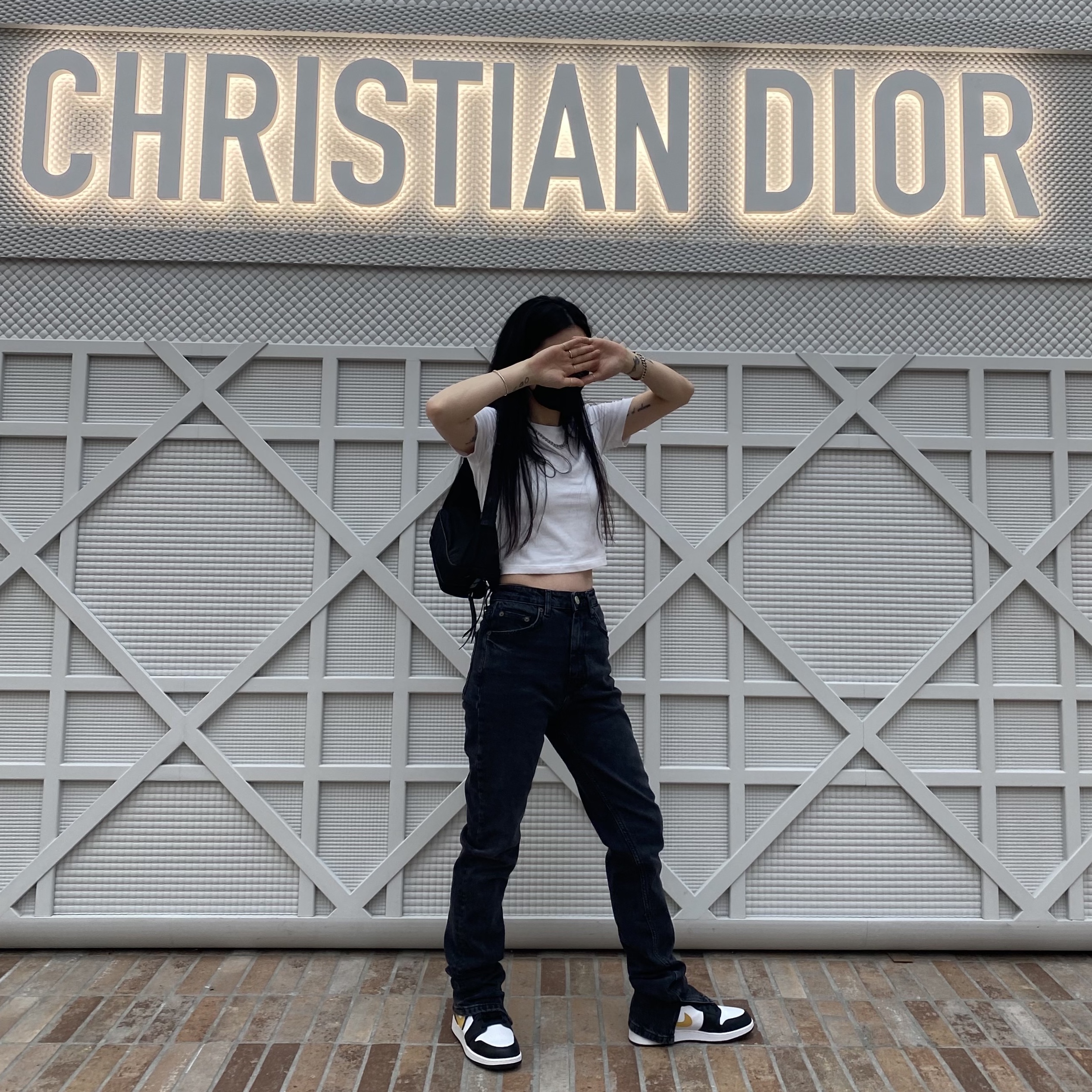 Jordan 1 Mid Pollen 착용 스타일