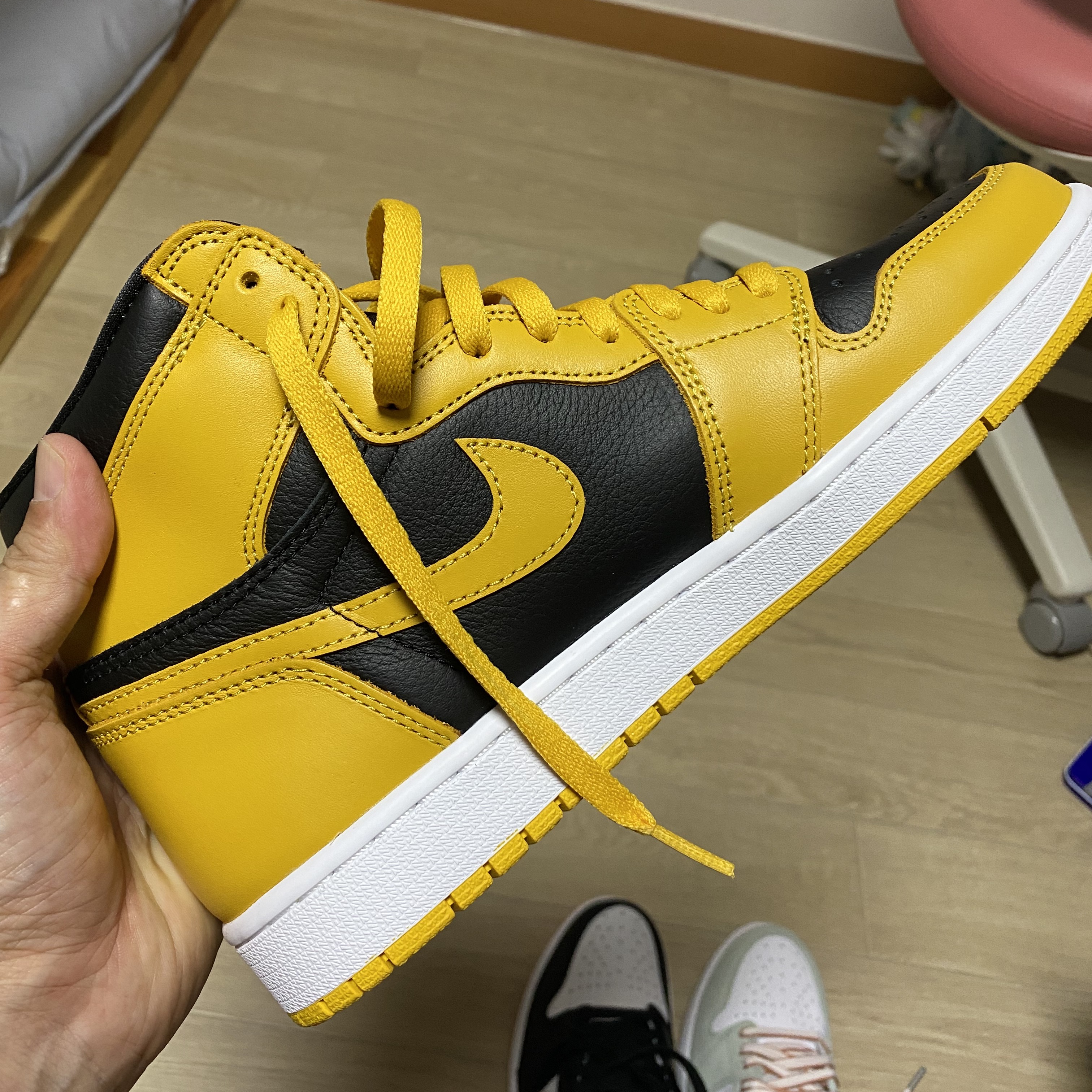 (W) Jordan 1 Retro High OG Seafoam, Jordan 1 Retro High OG Shadow 2.0 착용 스타일 - 3