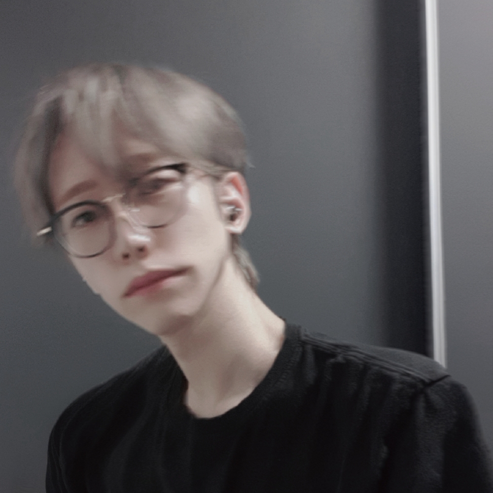 KREAM 프로필 이미지