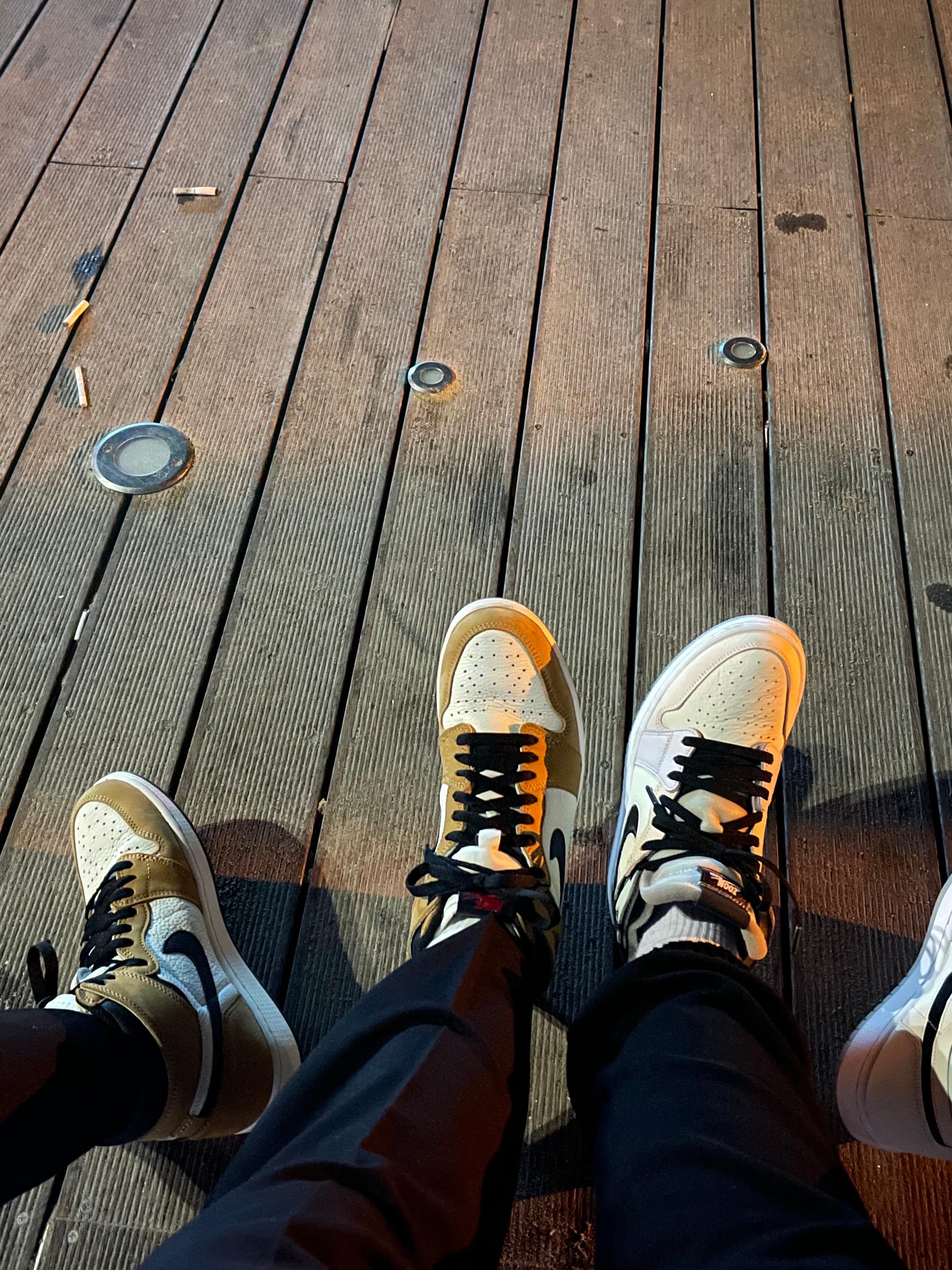 (W) Jordan 1 Zoom Air CMFT Light Bone, Jordan 1 Retro High Rookie of the Year 착용 스타일 - 1