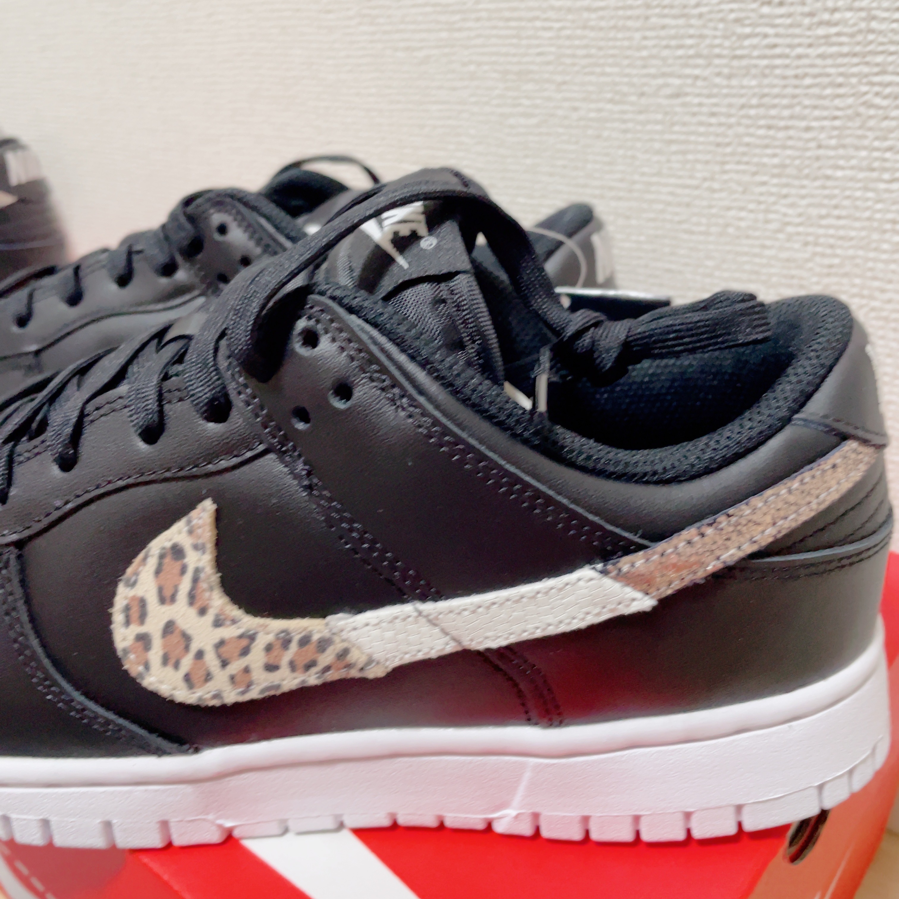 Nike Dunk Low Retro Black, (W) Nike Dunk Low Light Bone 착용 스타일 - 2