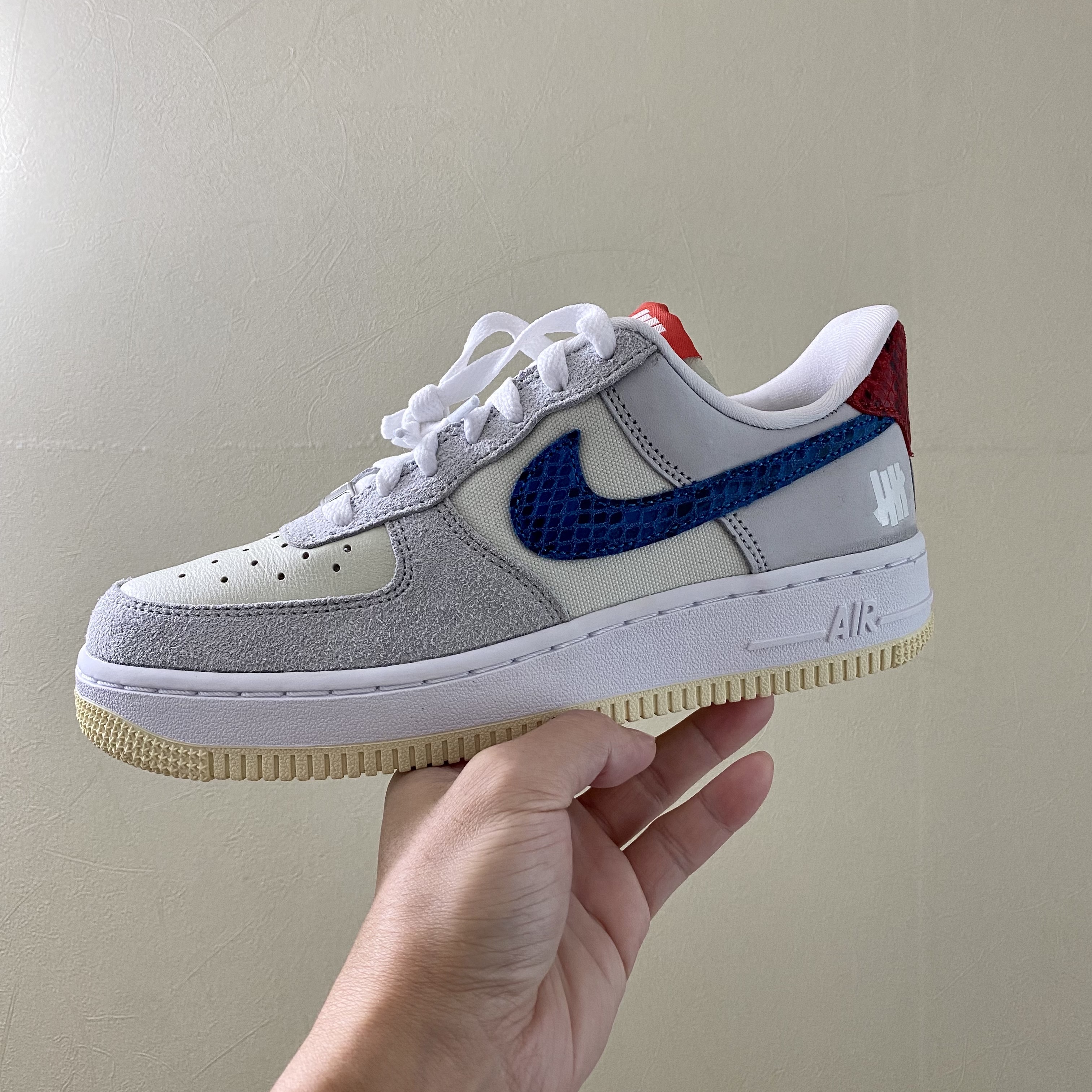 Nike x Undefeated Air Force 1 Low SP 5 On It 착용 스타일