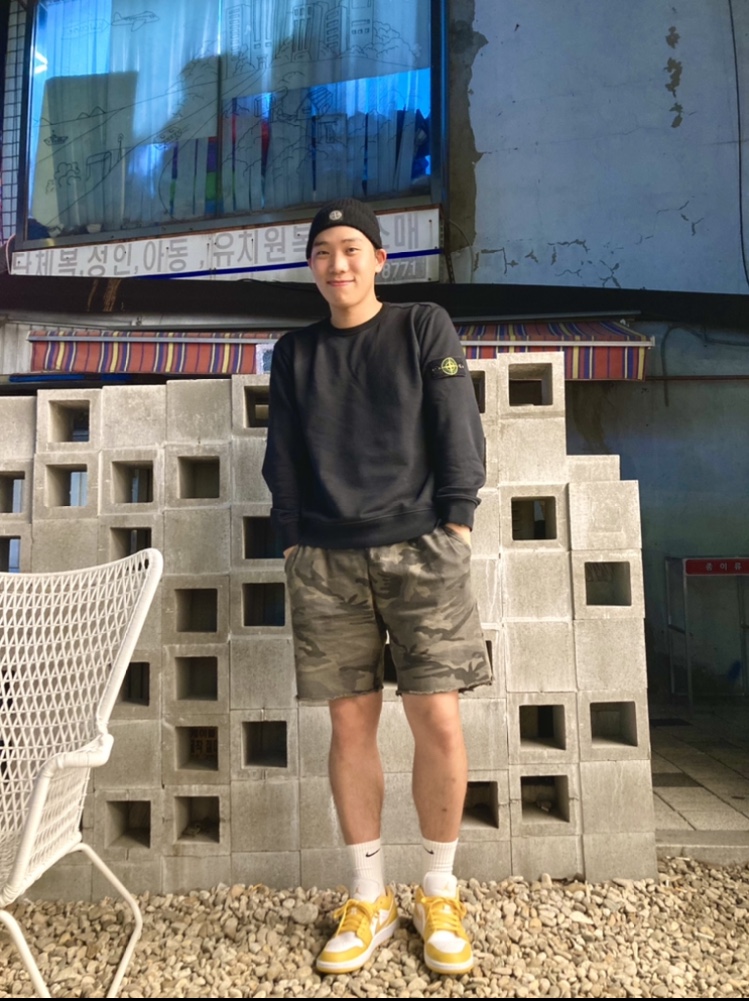 Jordan 1 Low Pollen, Stone Island 63051 Crewneck Sweatshirt Black - 21SS 착용 스타일